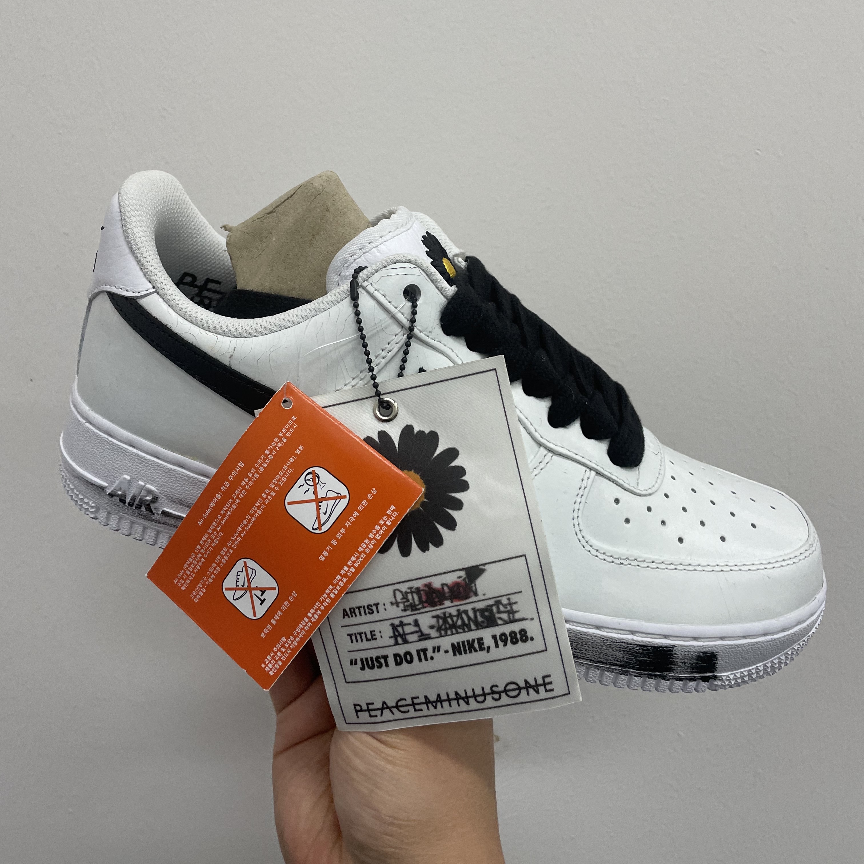 Nike x Peaceminusone Air Force 1 Low Para-Noise 2.0 착용 스타일