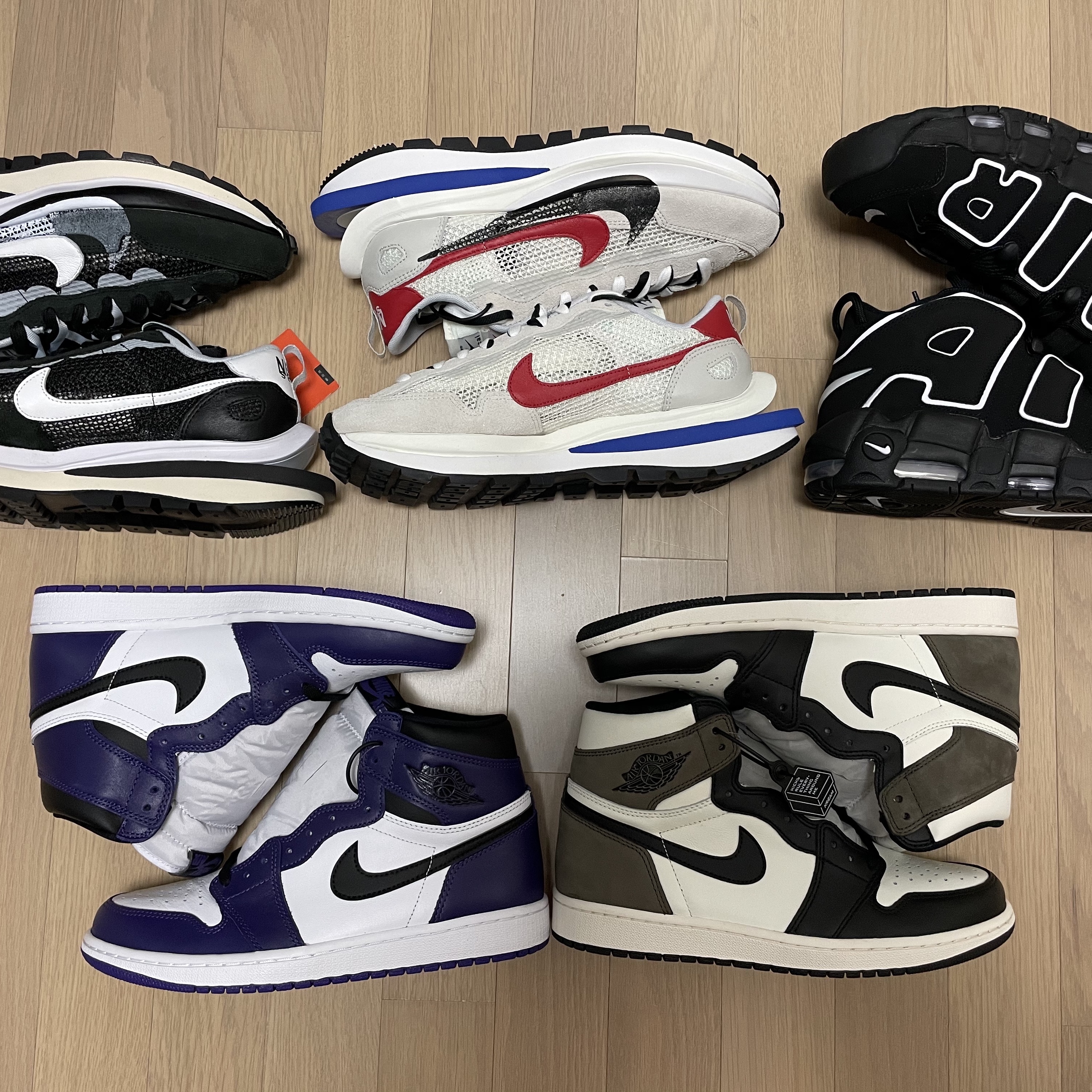 Nike Air More Uptempo Black White 2020, Nike x Sacai VaporWaffle Royal Fuchsia 착용 스타일