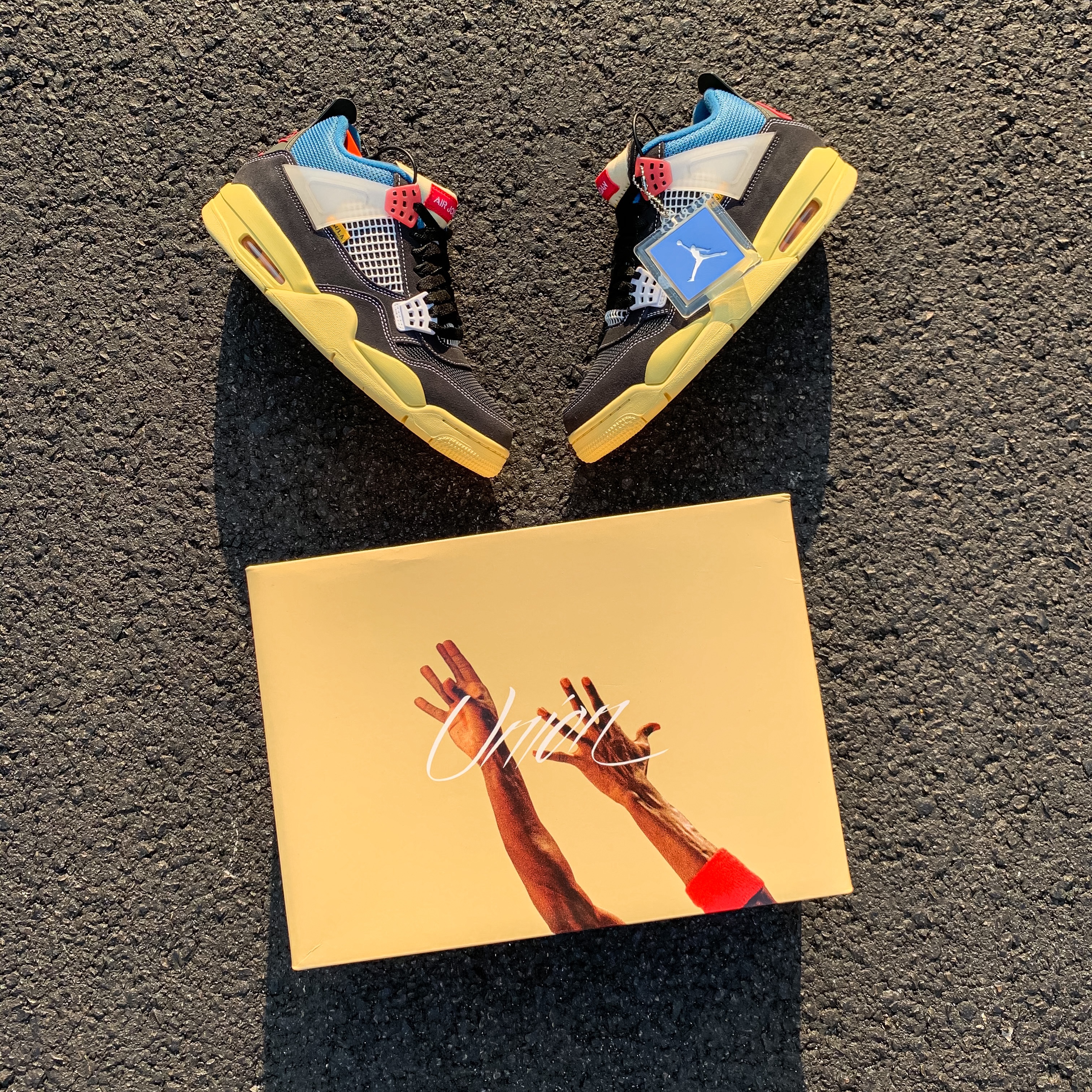 Jordan 4 x Union Retro Off Noir 착용 스타일 - 3