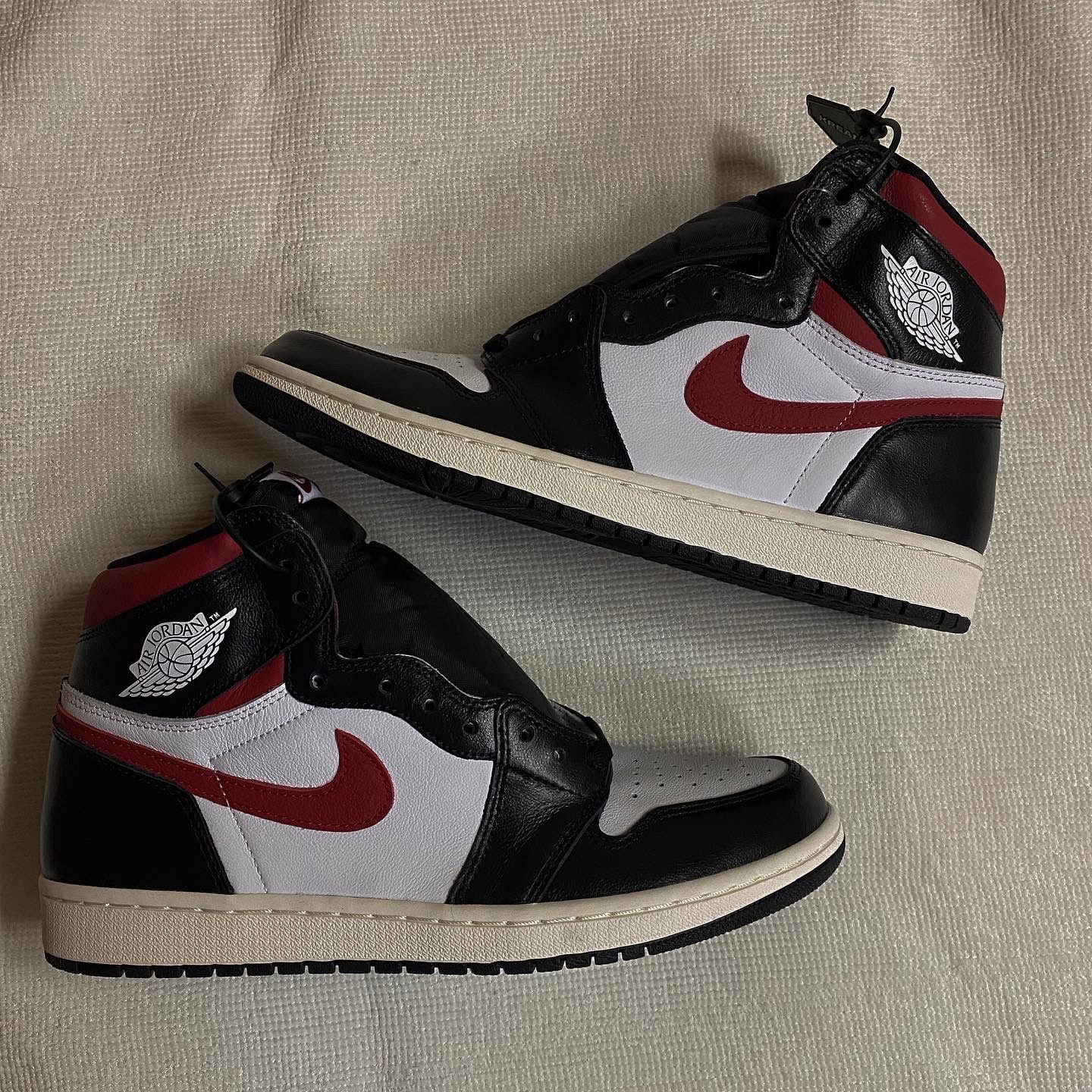 Jordan 1 Retro High OG Gym Red 착용 스타일