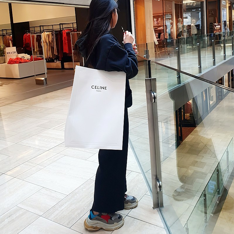 Balenciaga Triple S Grey Red Blue 2018 Reissue 착용 스타일