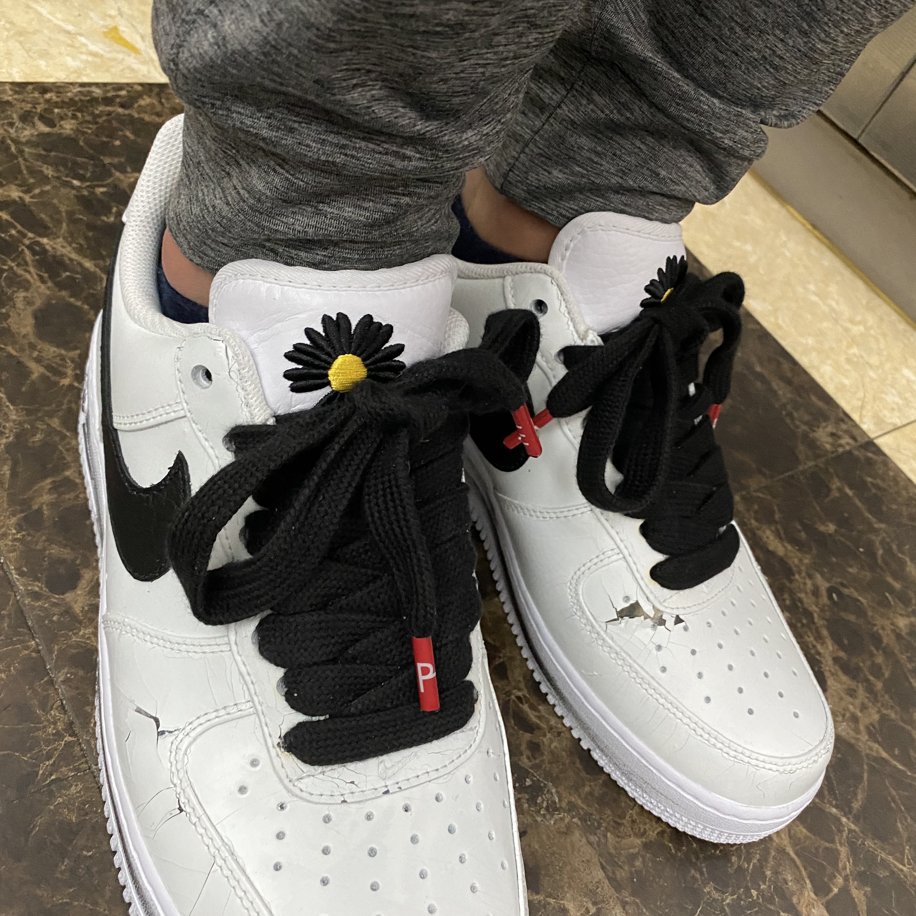 Nike x Peaceminusone Air Force 1 Low Para-Noise 2.0 착용 스타일 - 2