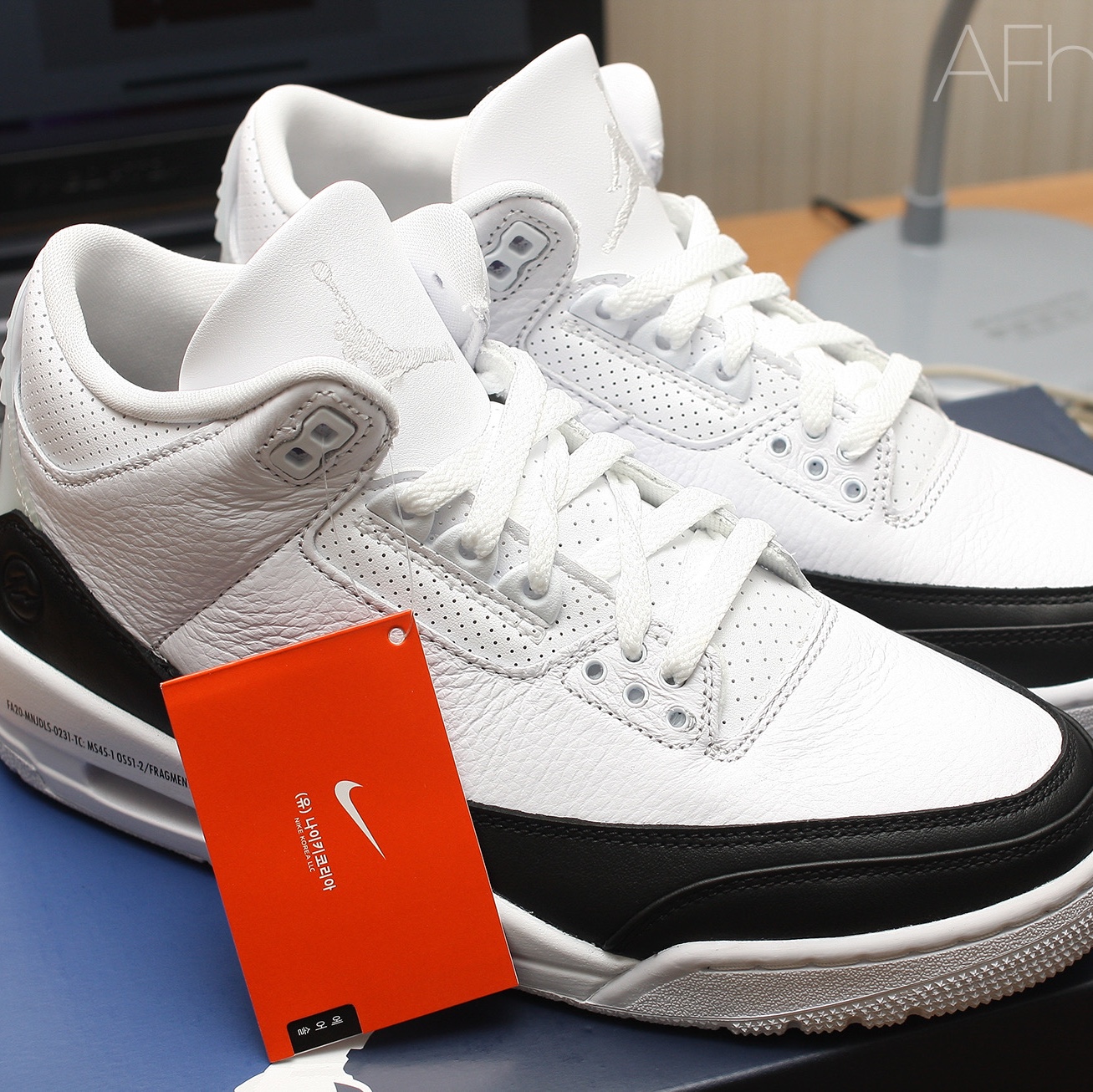 Jordan 3 x Fragment Retro SP White Black 착용 스타일 - 1