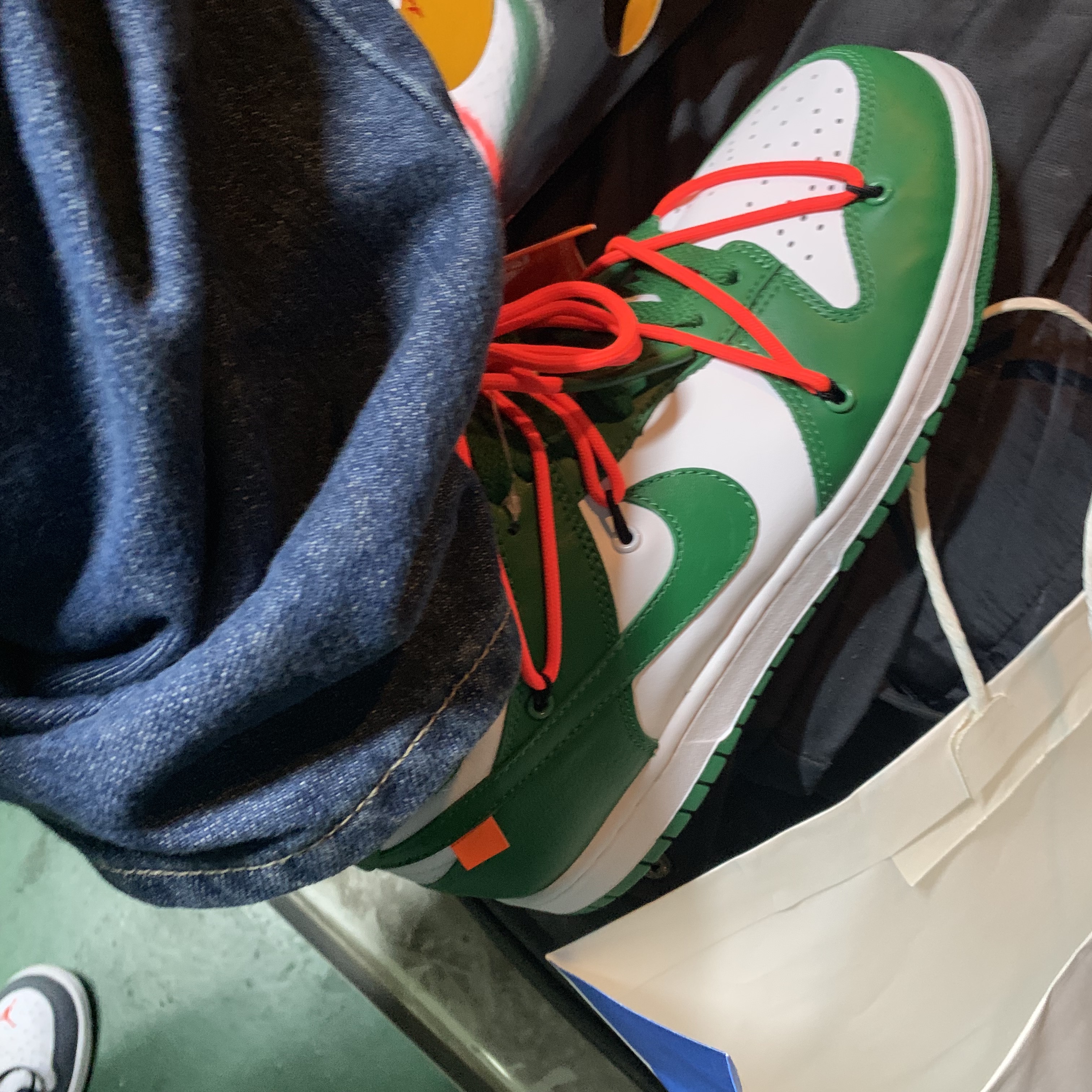 Nike x Off-White Dunk Low Pine Green 착용 스타일