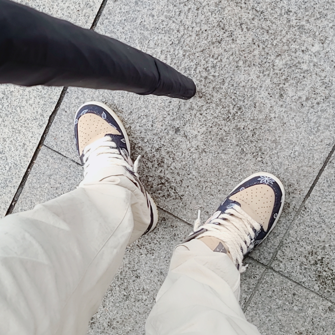 Nike x Travis Scott Air Max 270 React Cactus Trails, Nike x Travis Scott SB Dunk Low 착용 스타일 - 3