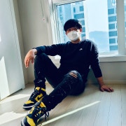 KREAM 프로필 이미지