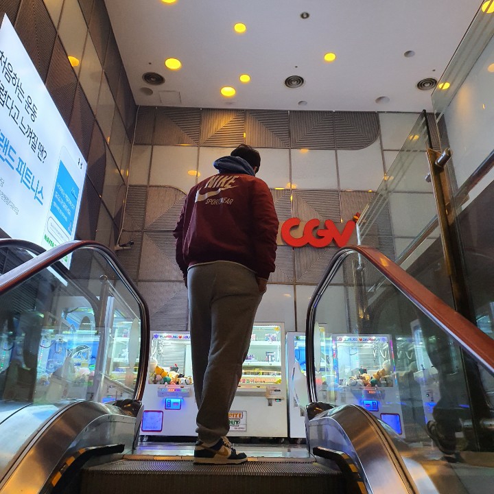 KREAM 프로필 이미지