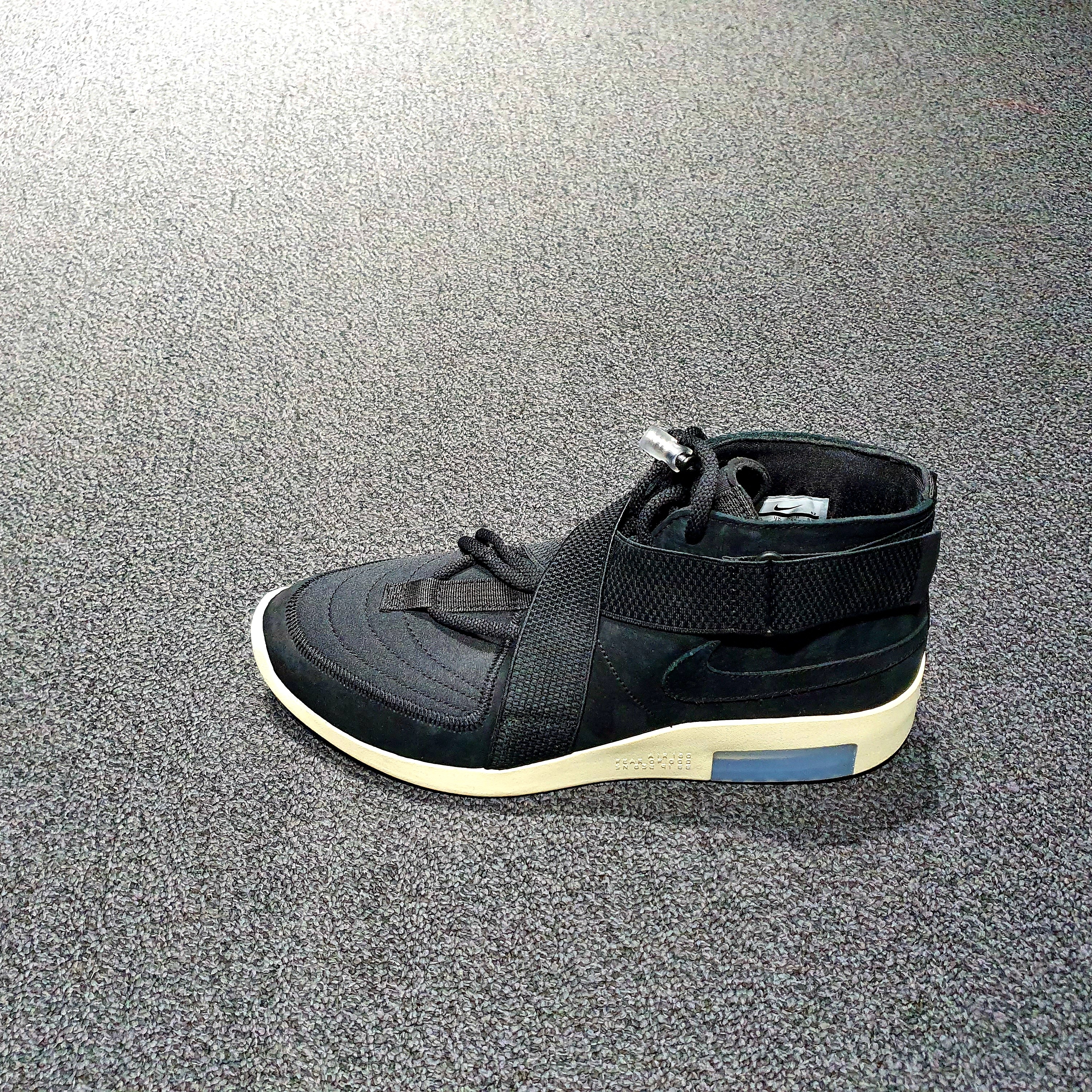Nike x Fear of God Air Fear of God Raid Black 착용 스타일