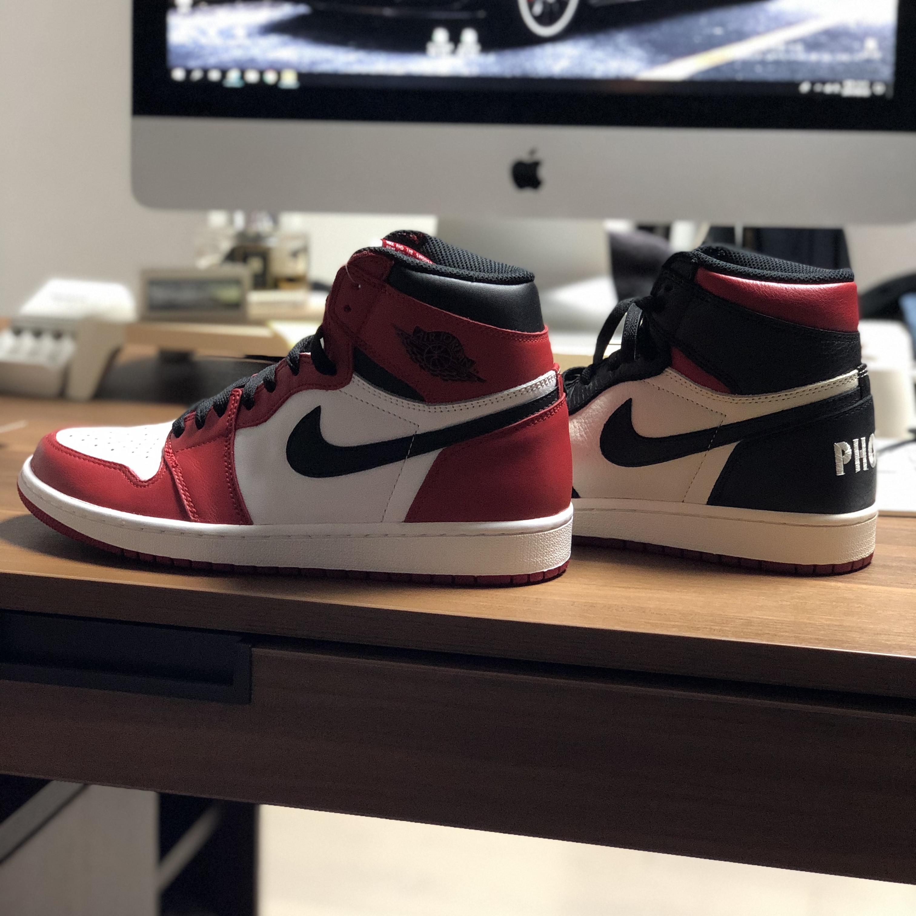 Jordan 1 Retro High OG Chicago 2015, Jordan 1 Retro High Not for Resale Varsity Red 착용 스타일