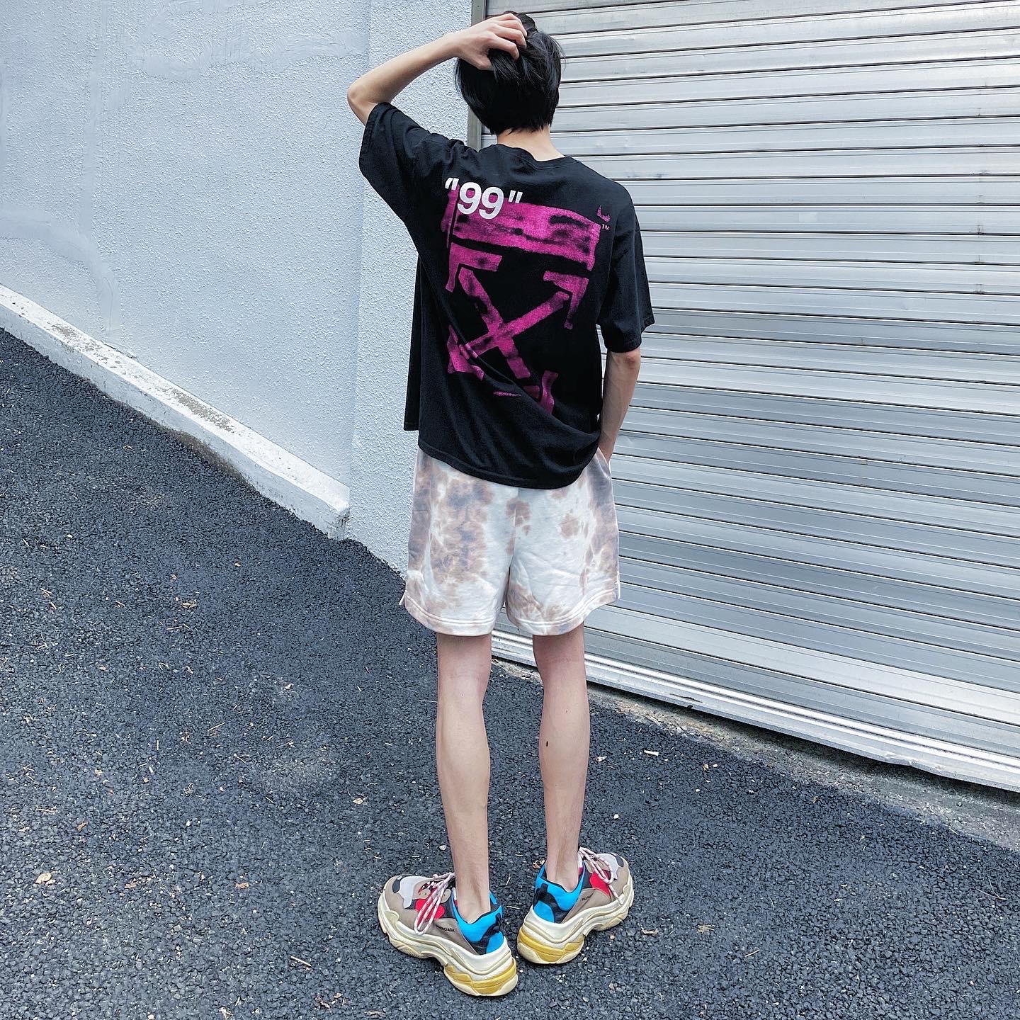 Balenciaga Triple S Grey Red Blue 2018 Reissue 착용 스타일 - 1