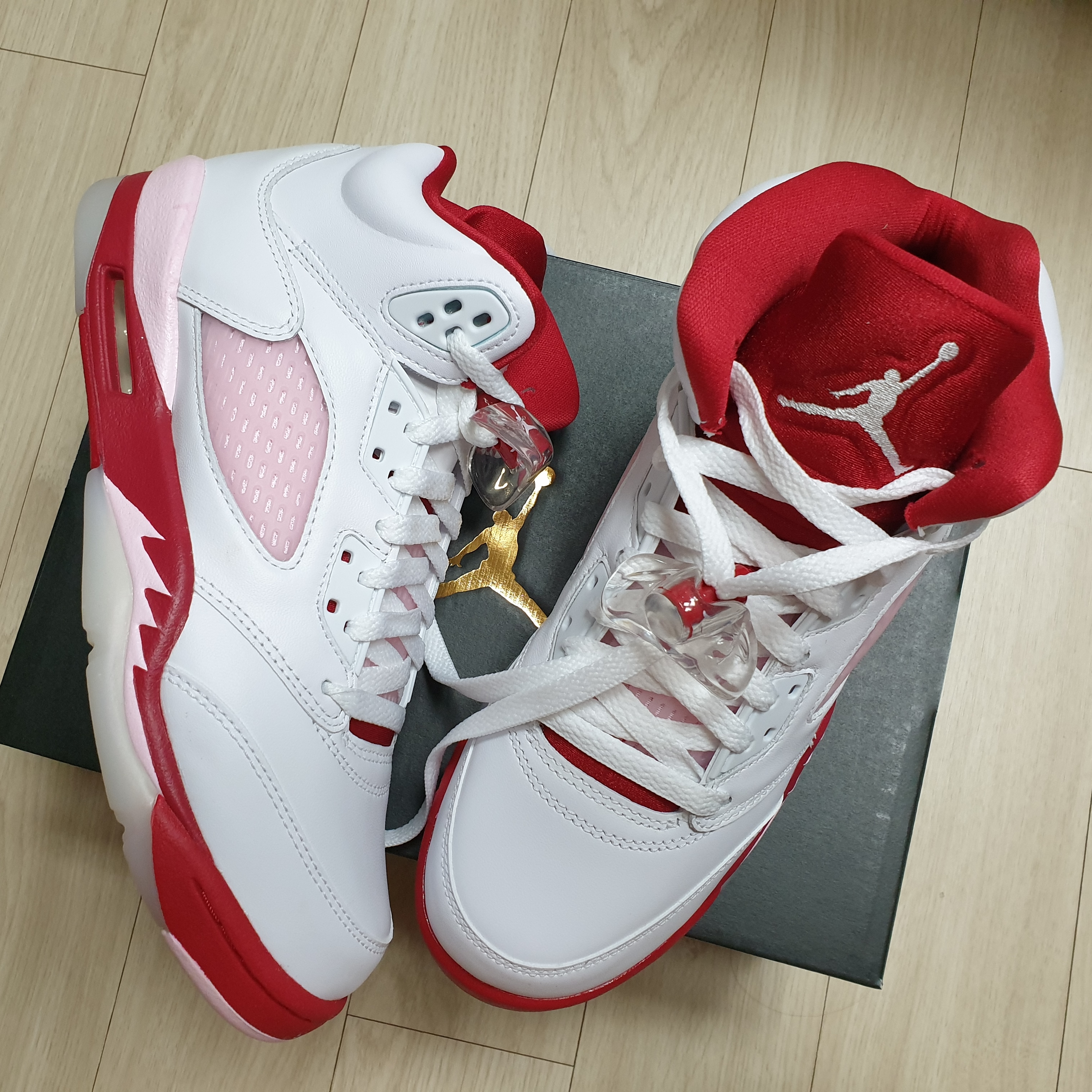 (GS) Jordan 5 Retro Pink Foam 착용 스타일 - 3