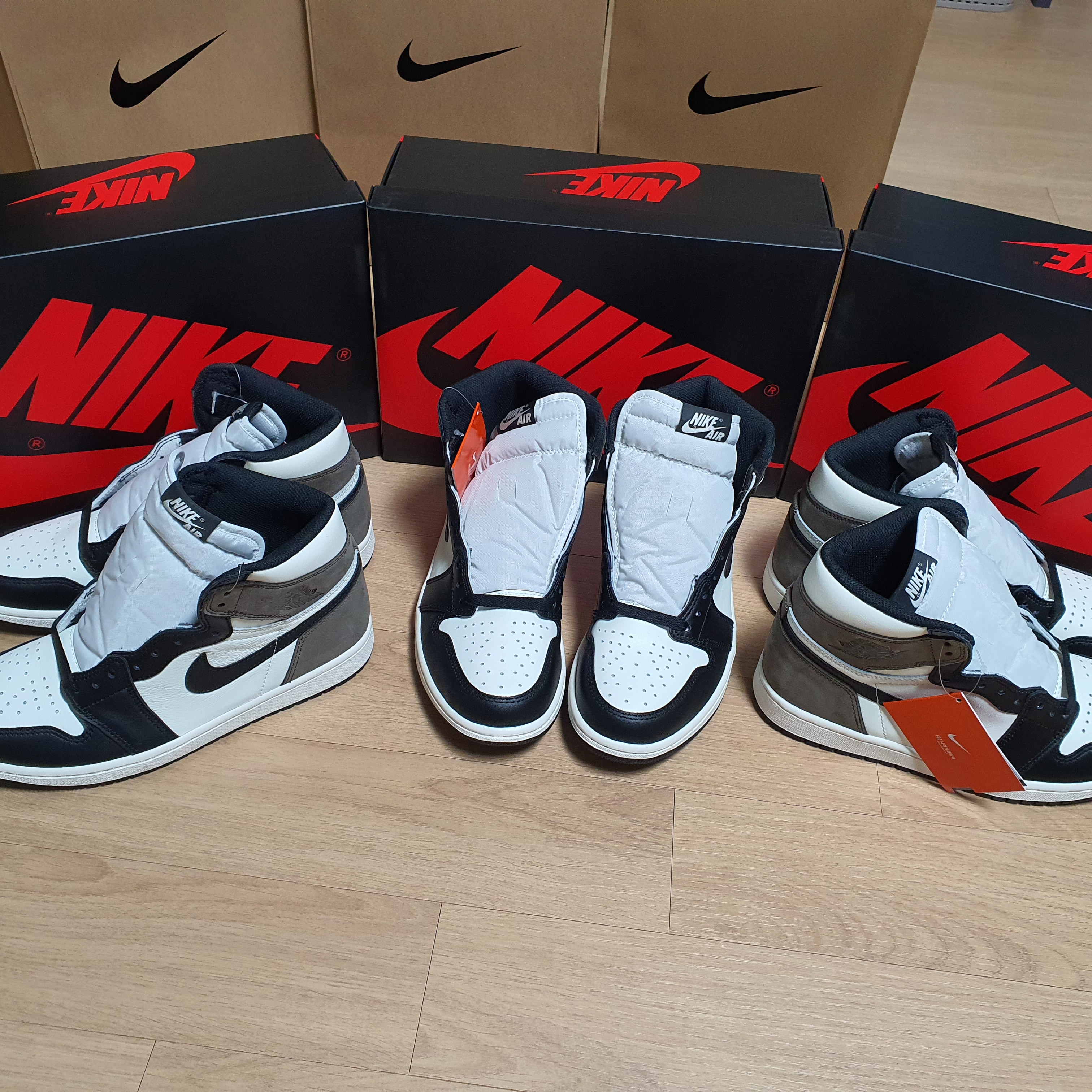 Jordan 1 Retro High OG Black Mocha 착용 스타일