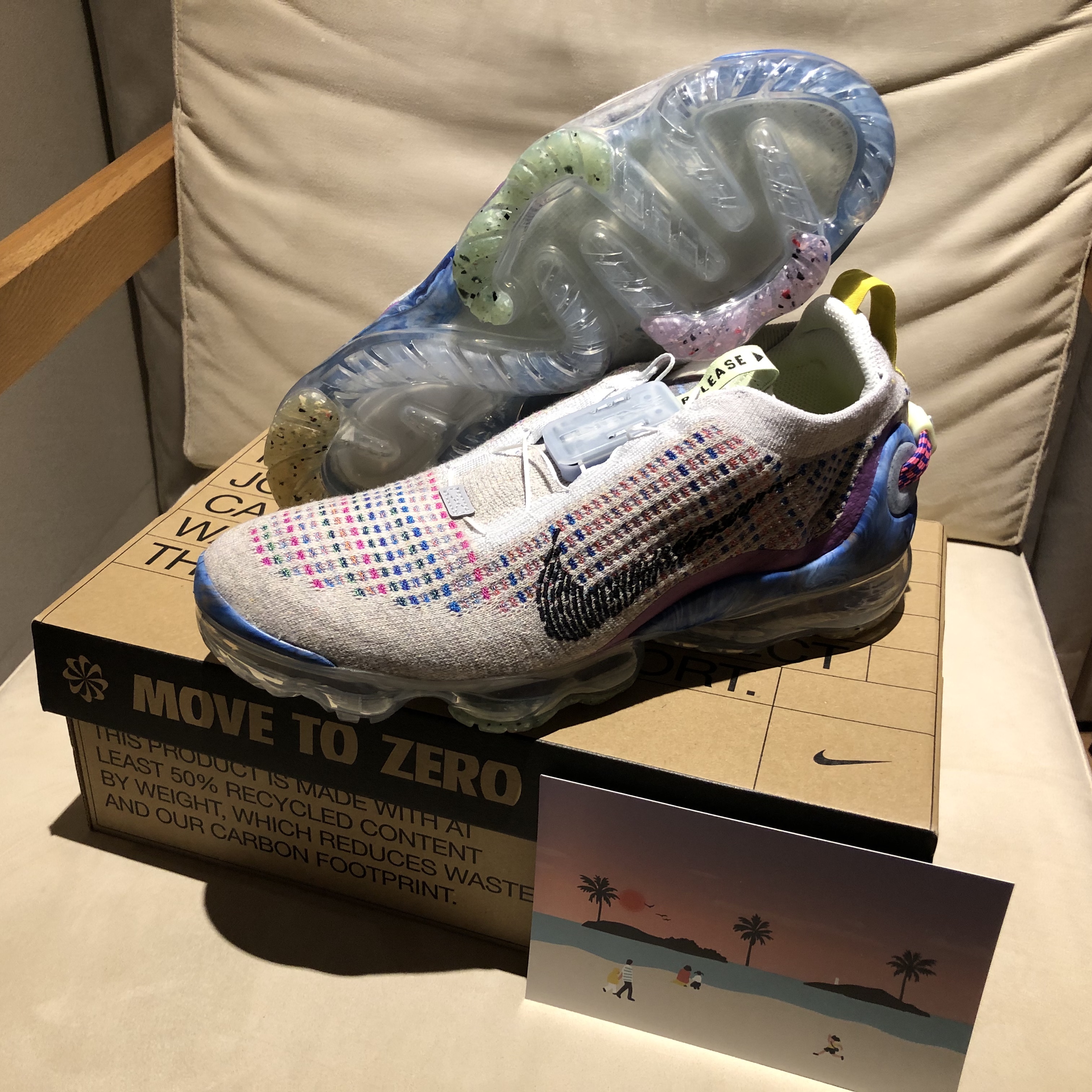 Nike Air VaporMax 2020 Flyknit Pure Platinum Multi-Color 착용 스타일