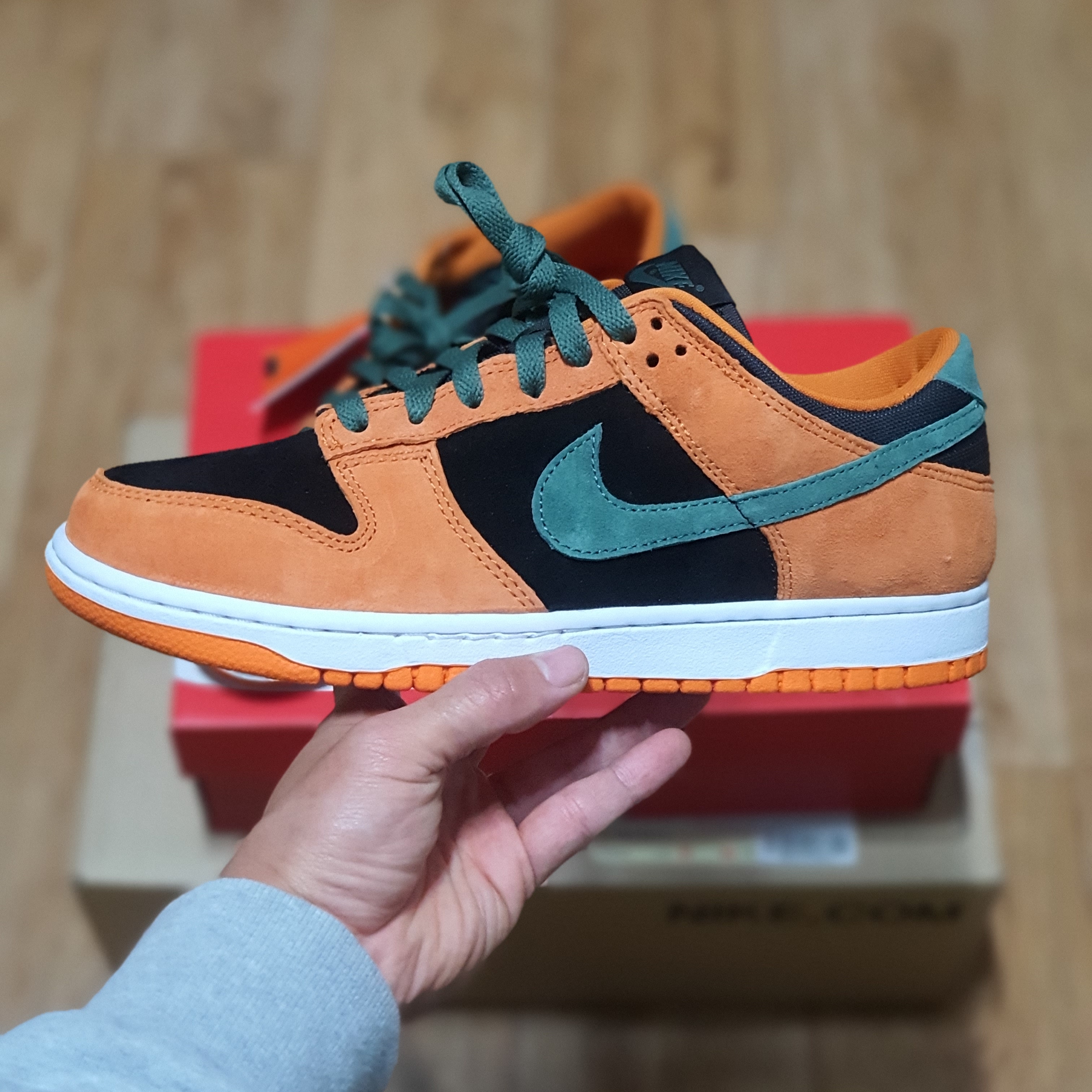 Nike Dunk Low SP Ceramic 착용 스타일 - 1