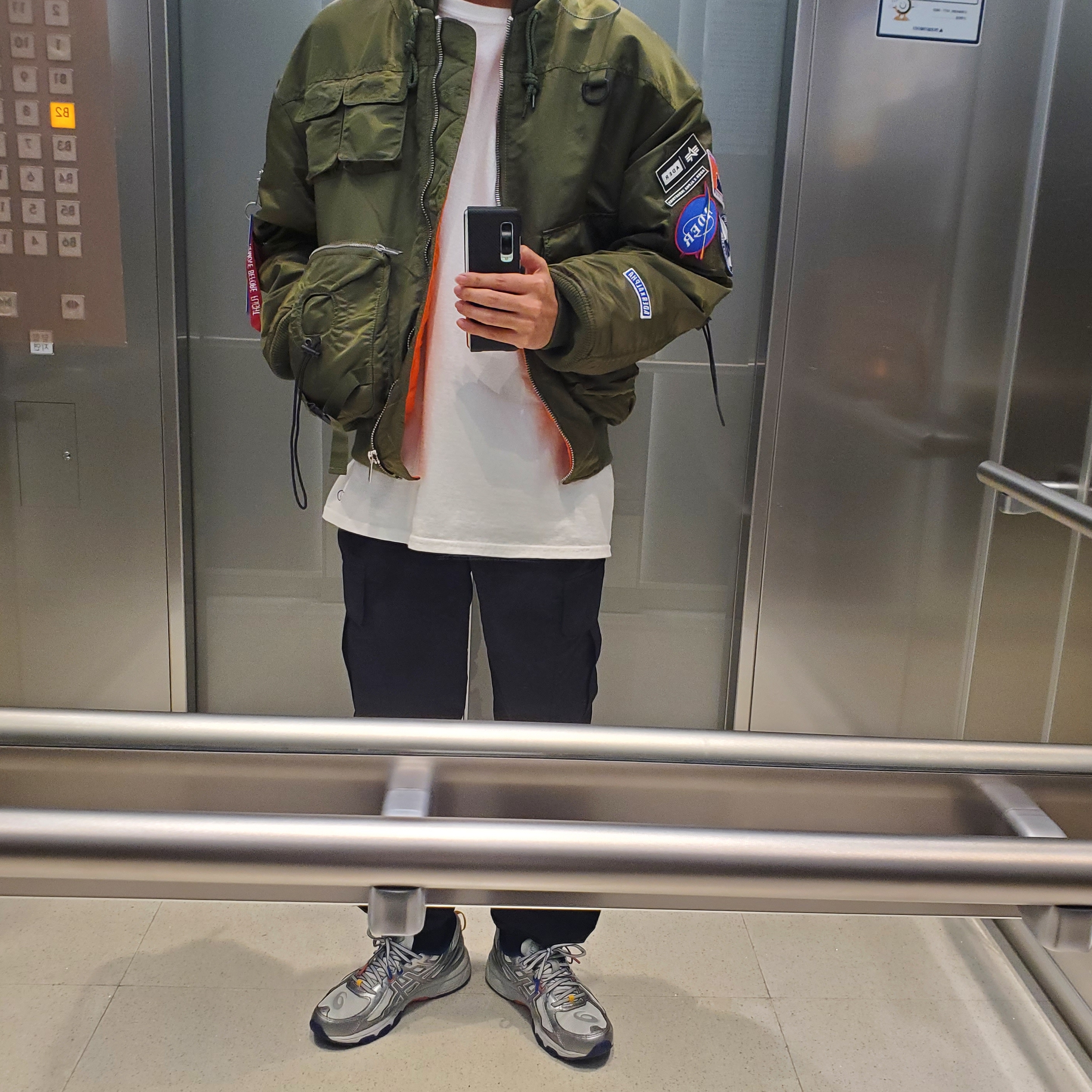 Asics x IAB Studio Gel-Venture 6 착용 스타일