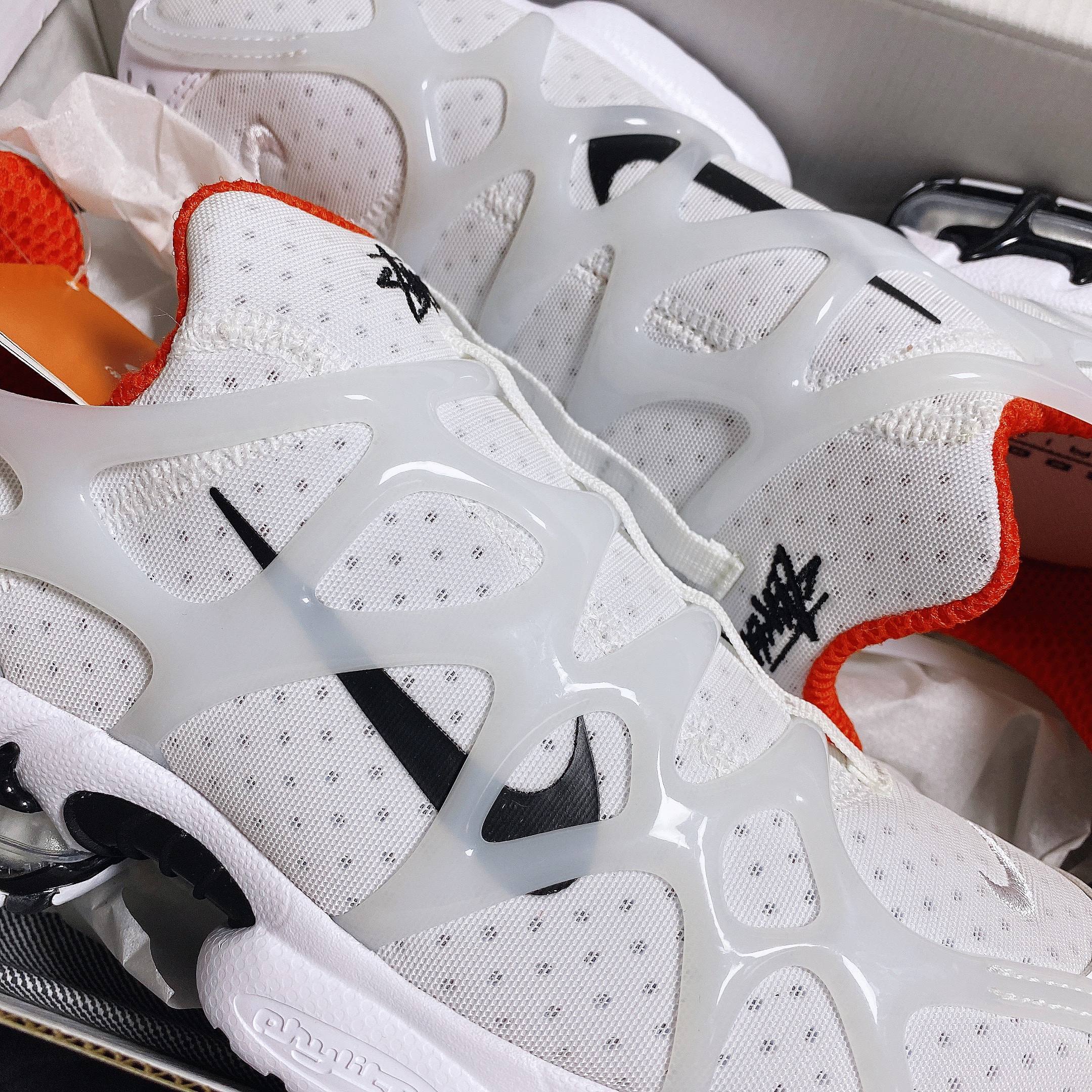 Nike x Stussy Air Zoom Spiridon Kukini White 착용 스타일