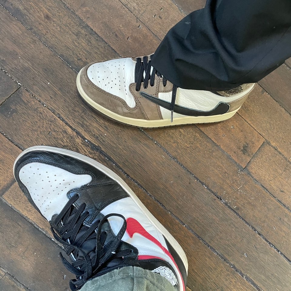 Jordan 1 Retro High OG Gym Red, Jordan 1 x Travis Scott Retro High OG SP Mocha 착용 스타일