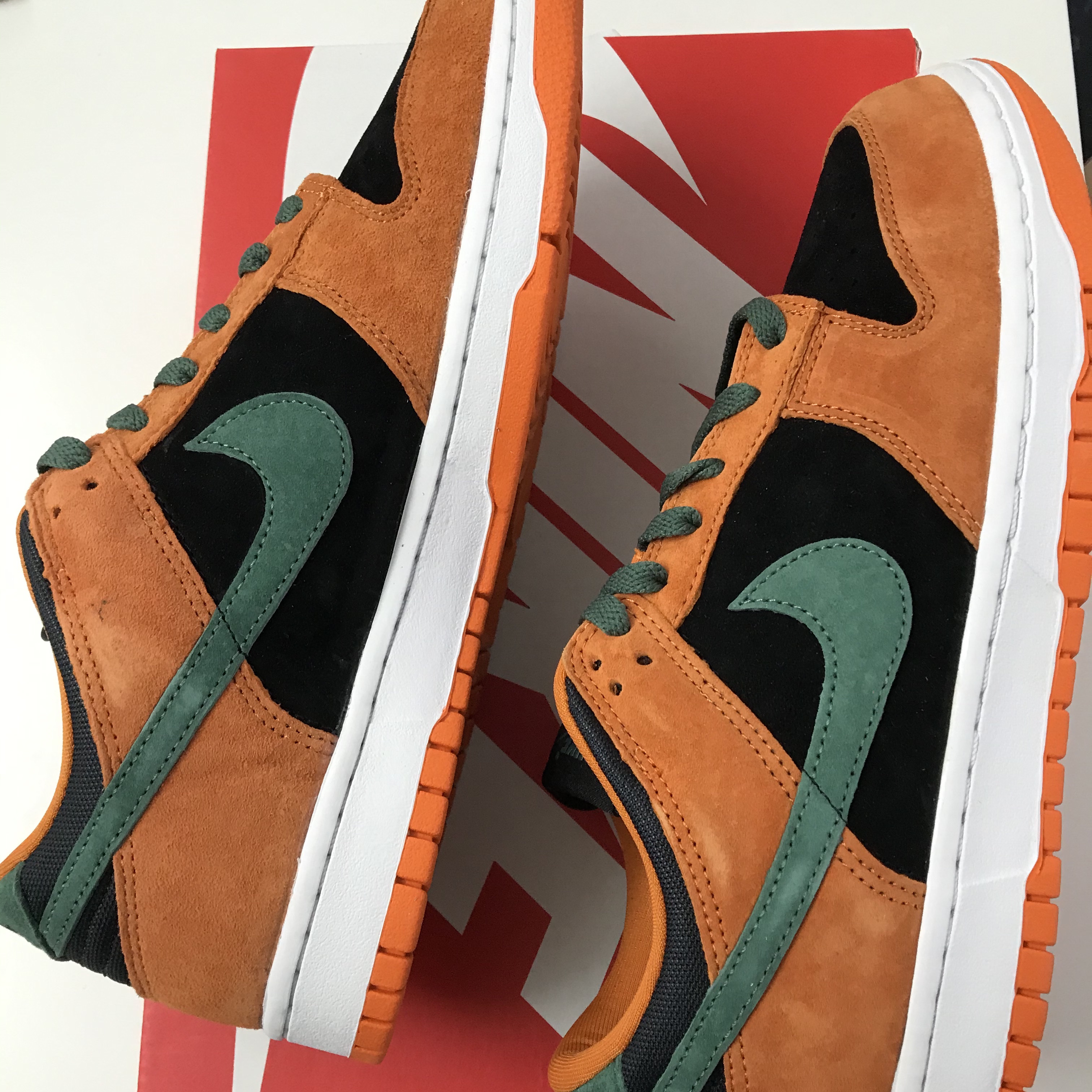 Nike Dunk Low SP Ceramic 착용 스타일