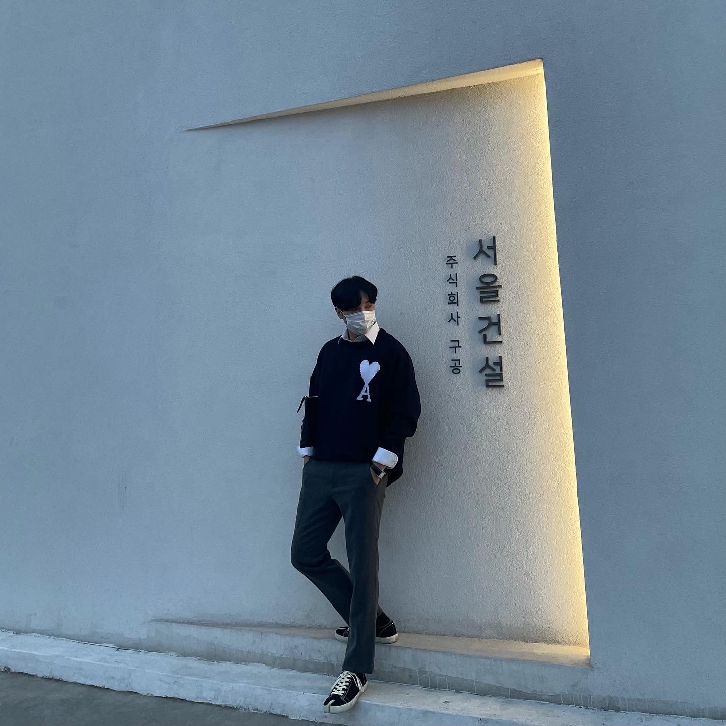 Maison Margiela Tabi Low Black 착용 스타일