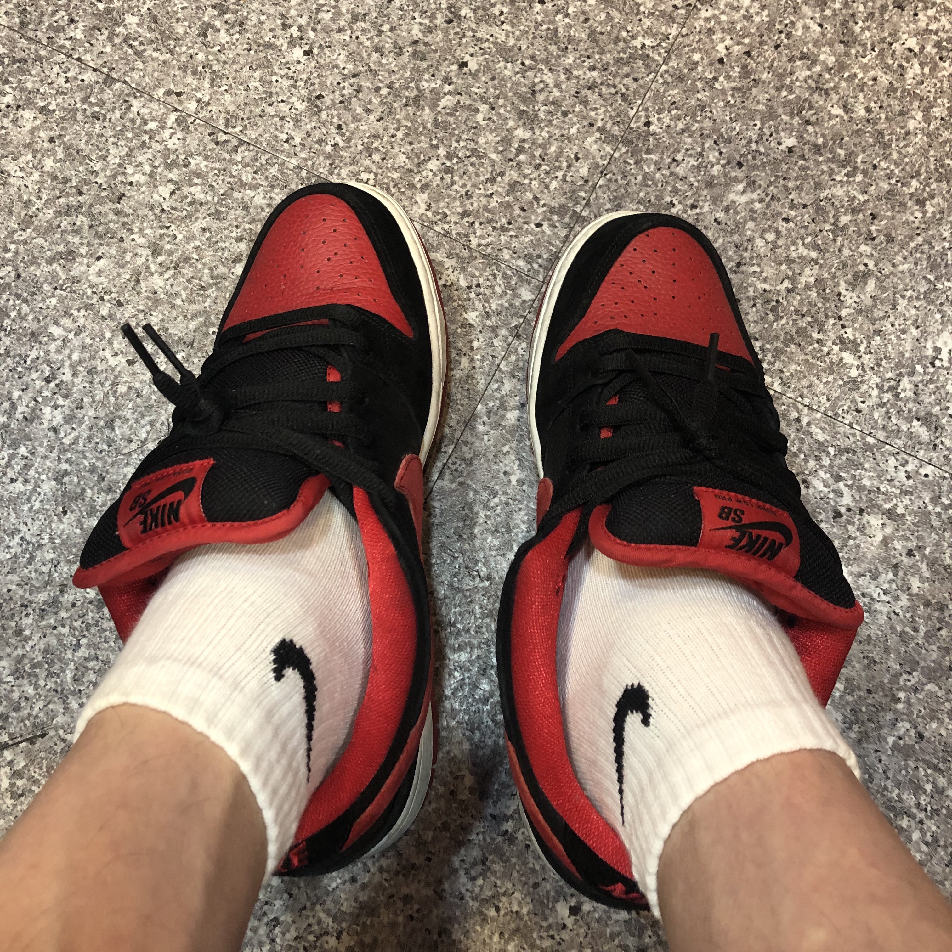 Nike SB Dunk Low Pro Bred 착용 스타일