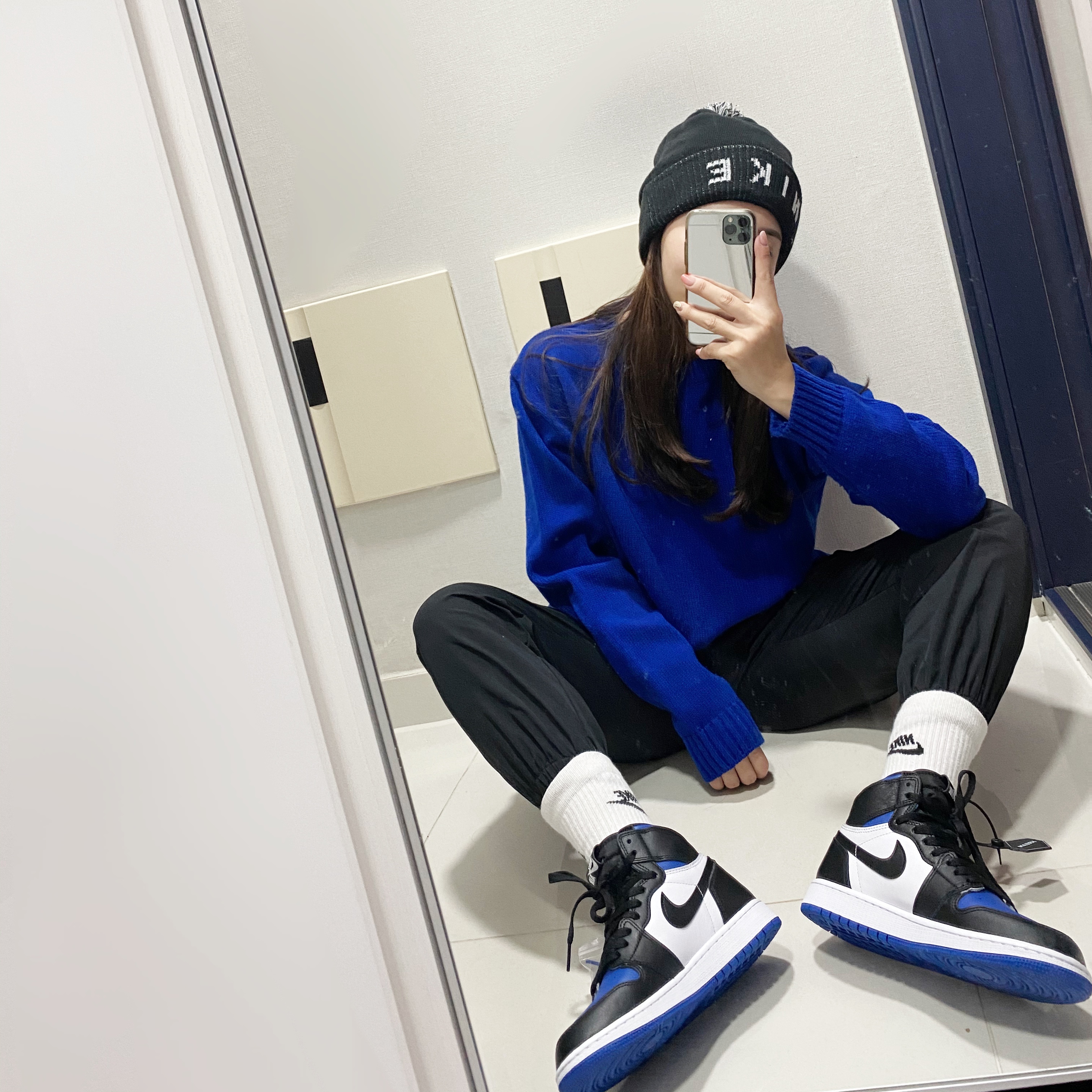 Jordan 1 Retro High OG Royal Toe 착용 스타일 - 3