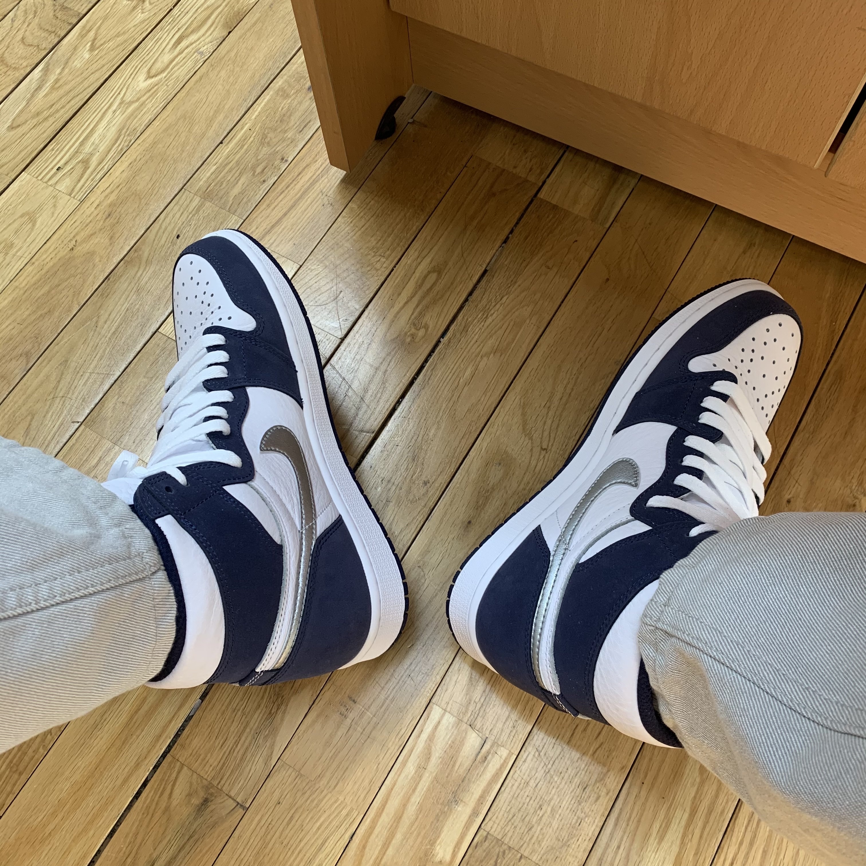 Jordan 1 Retro High OG CO.JP Midnight Navy 착용 스타일