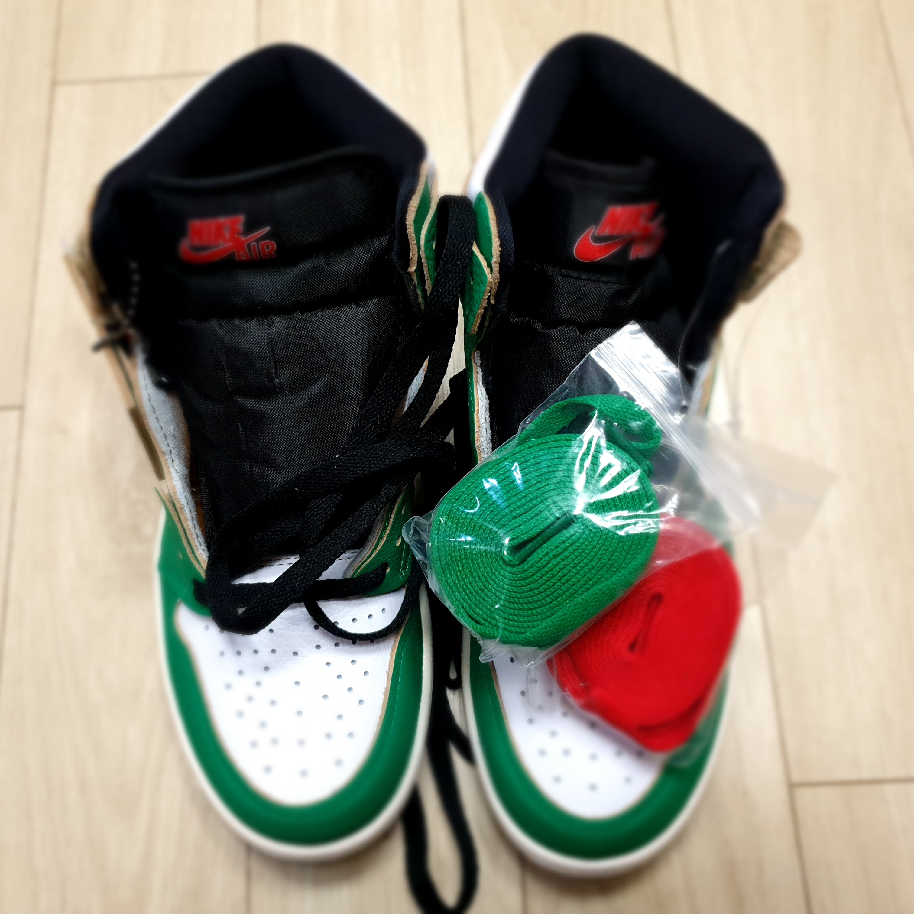(W) Jordan 1 Retro High OG Lucky Green 착용 스타일 - 3