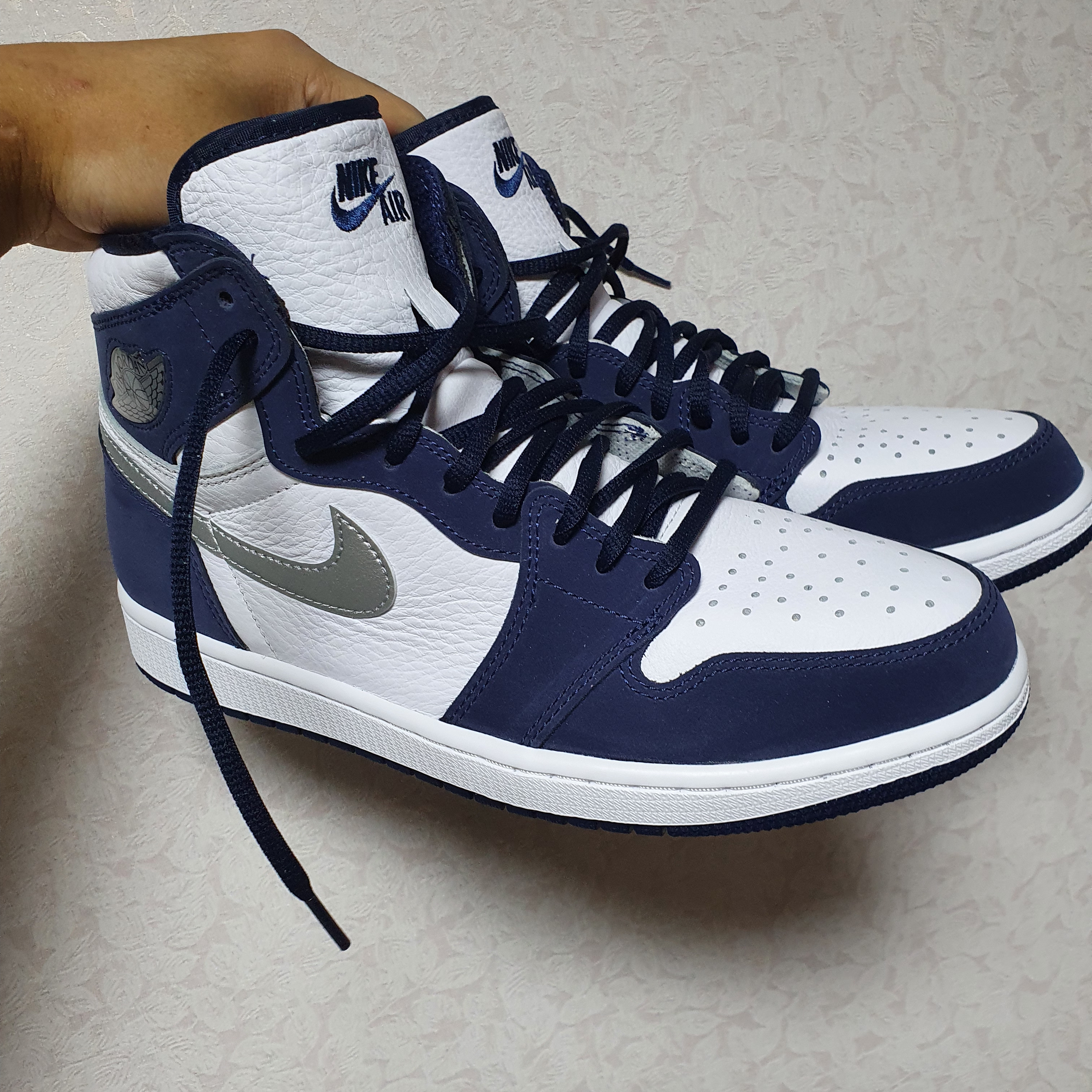 Jordan 1 Retro High OG CO.JP Midnight Navy 착용 스타일