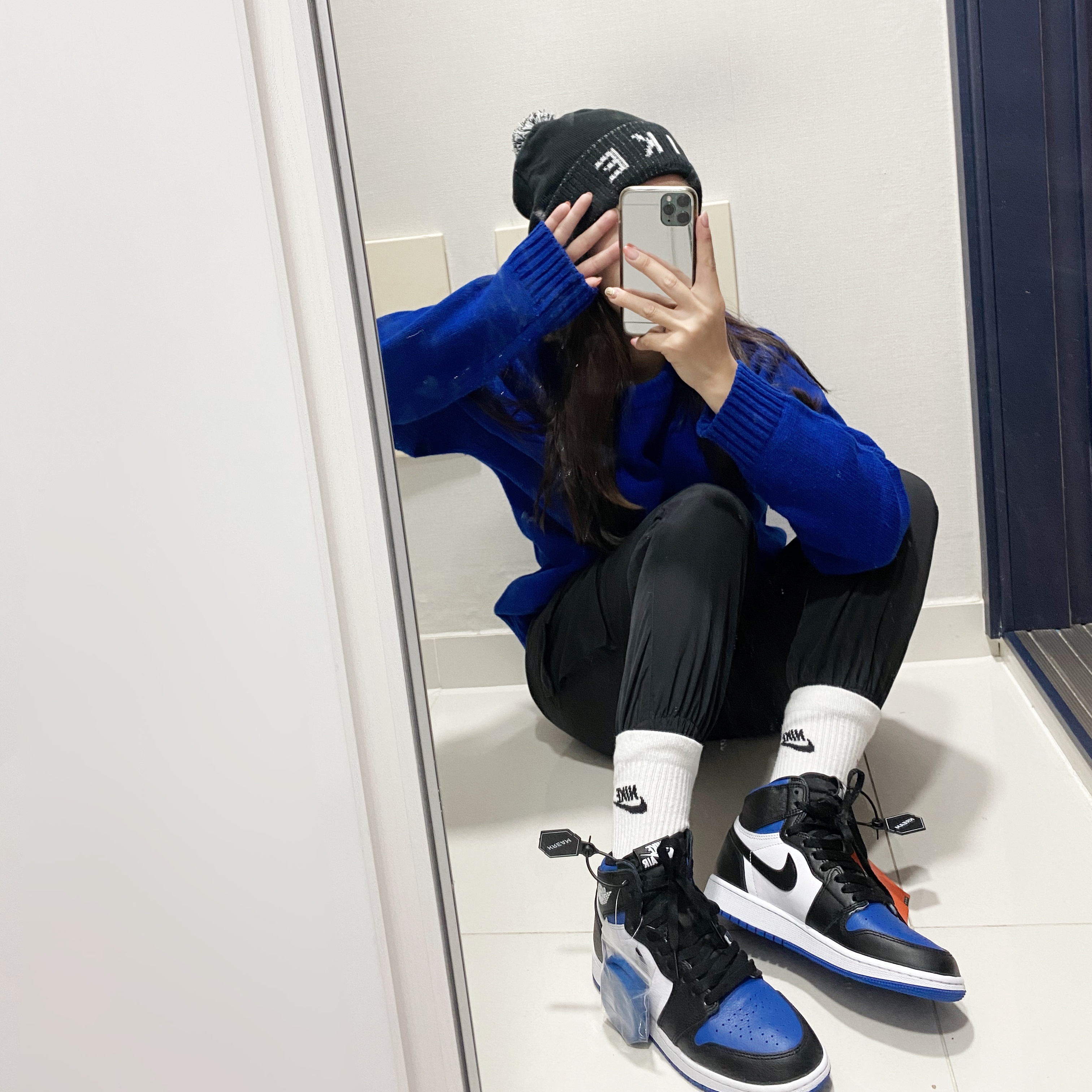 Jordan 1 Retro High OG Royal Toe 착용 스타일 - 2