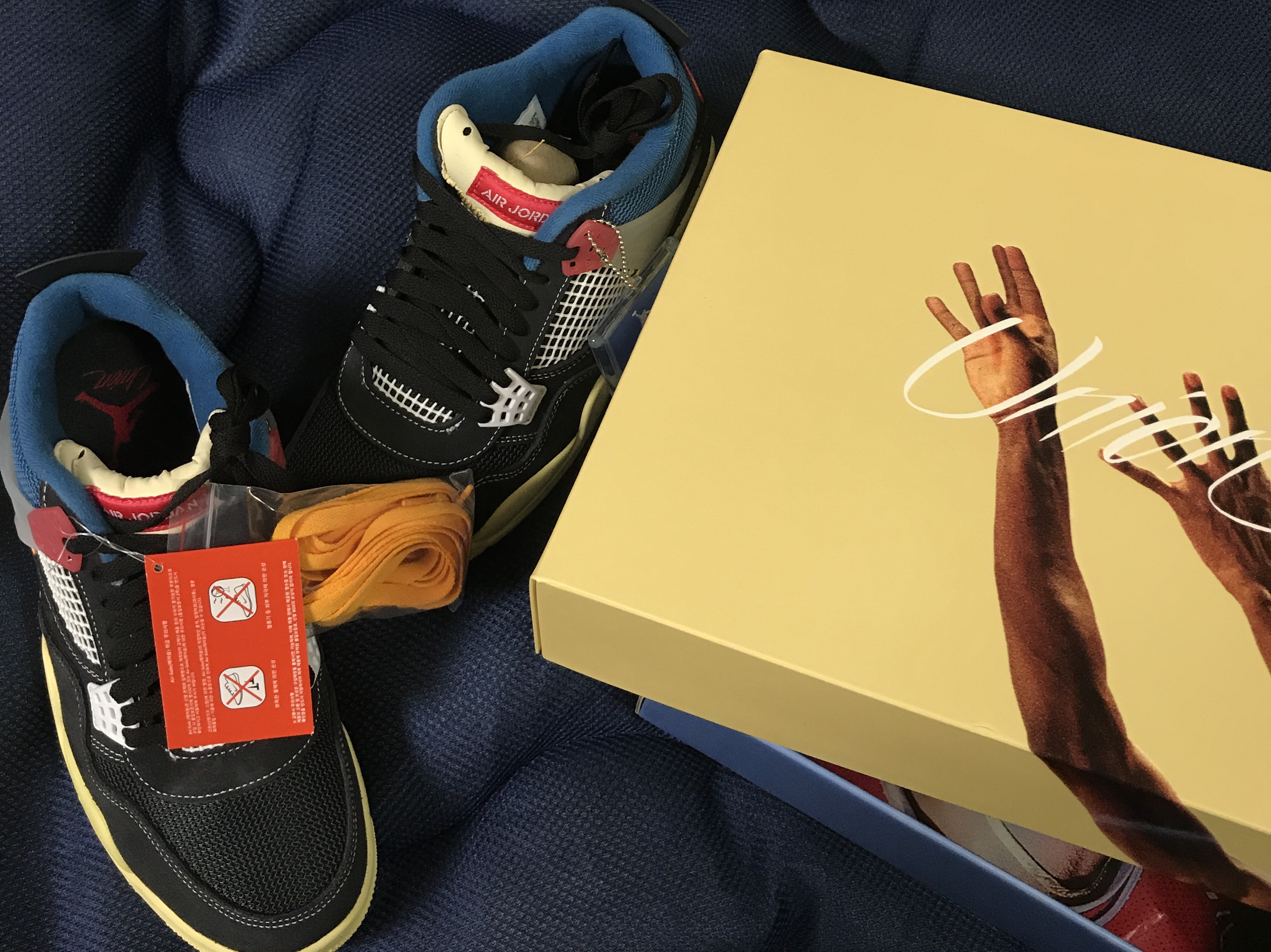 Jordan 4 x Union Retro Off Noir 착용 스타일