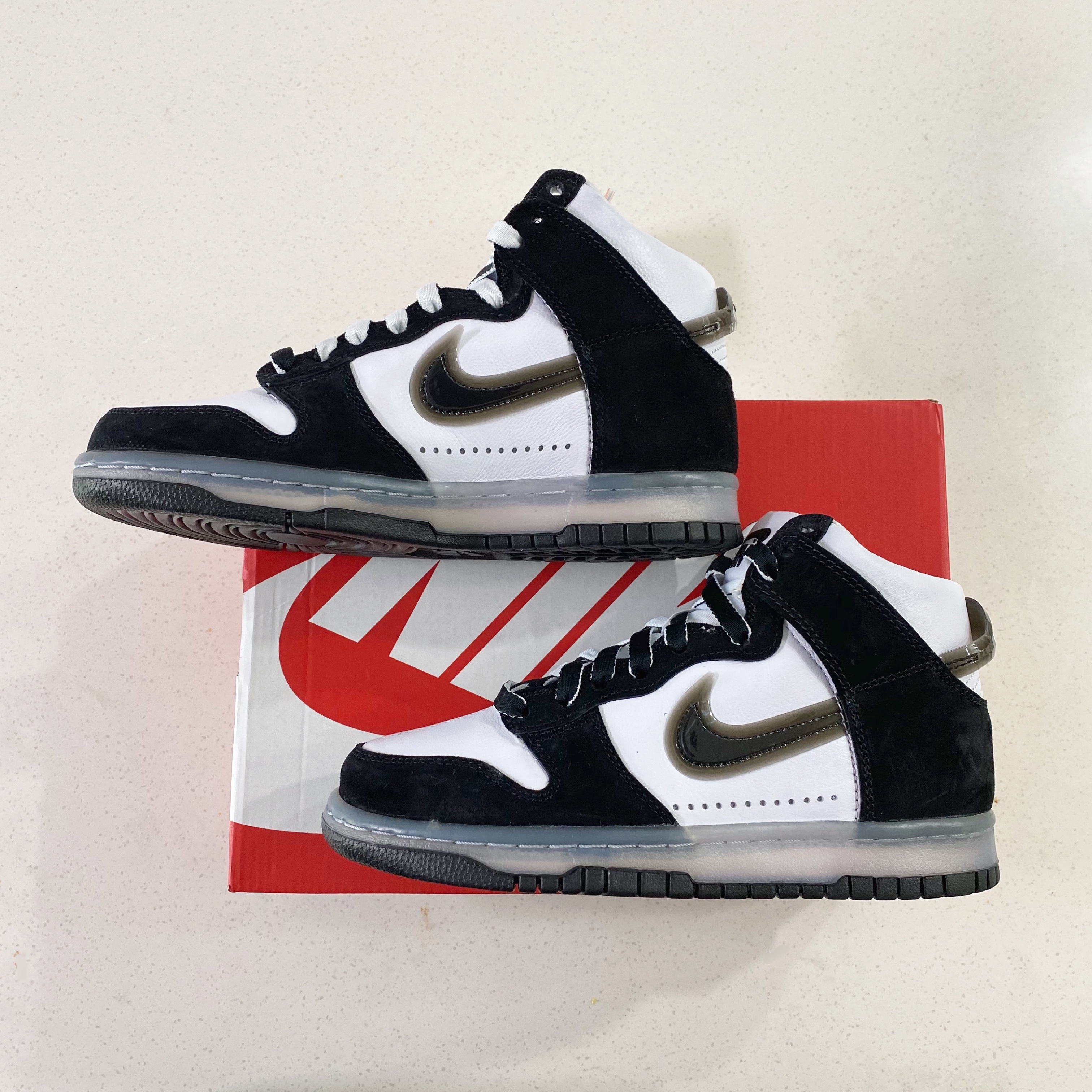 Nike x Slam Jam Dunk High SP Clear Black 착용 스타일 - 2