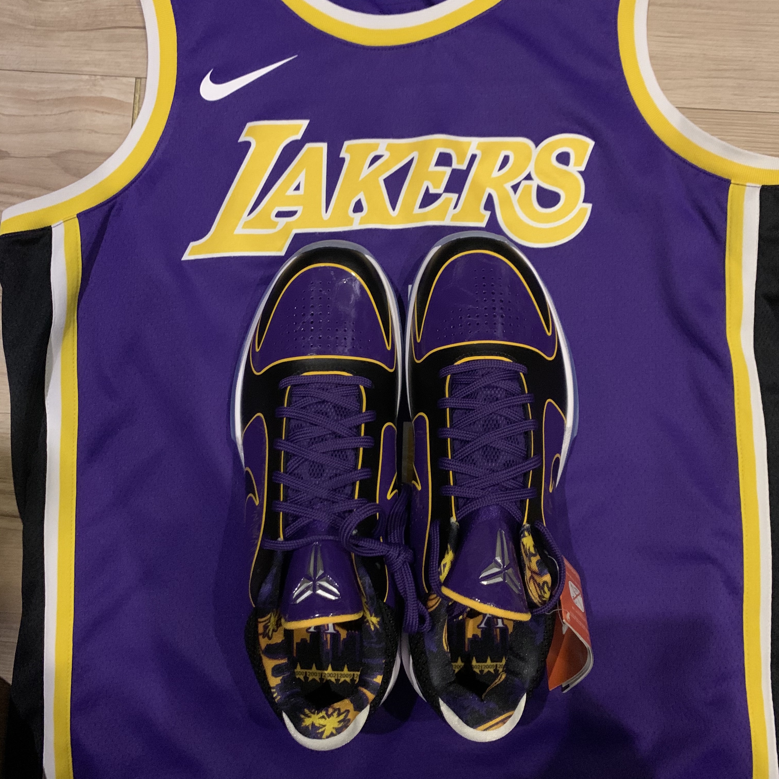 Nike Kobe 5 Protro 5X Champ 착용 스타일