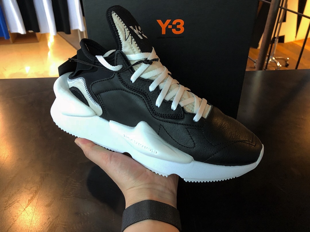 Y-3 Kaiwa Black White 착용 스타일