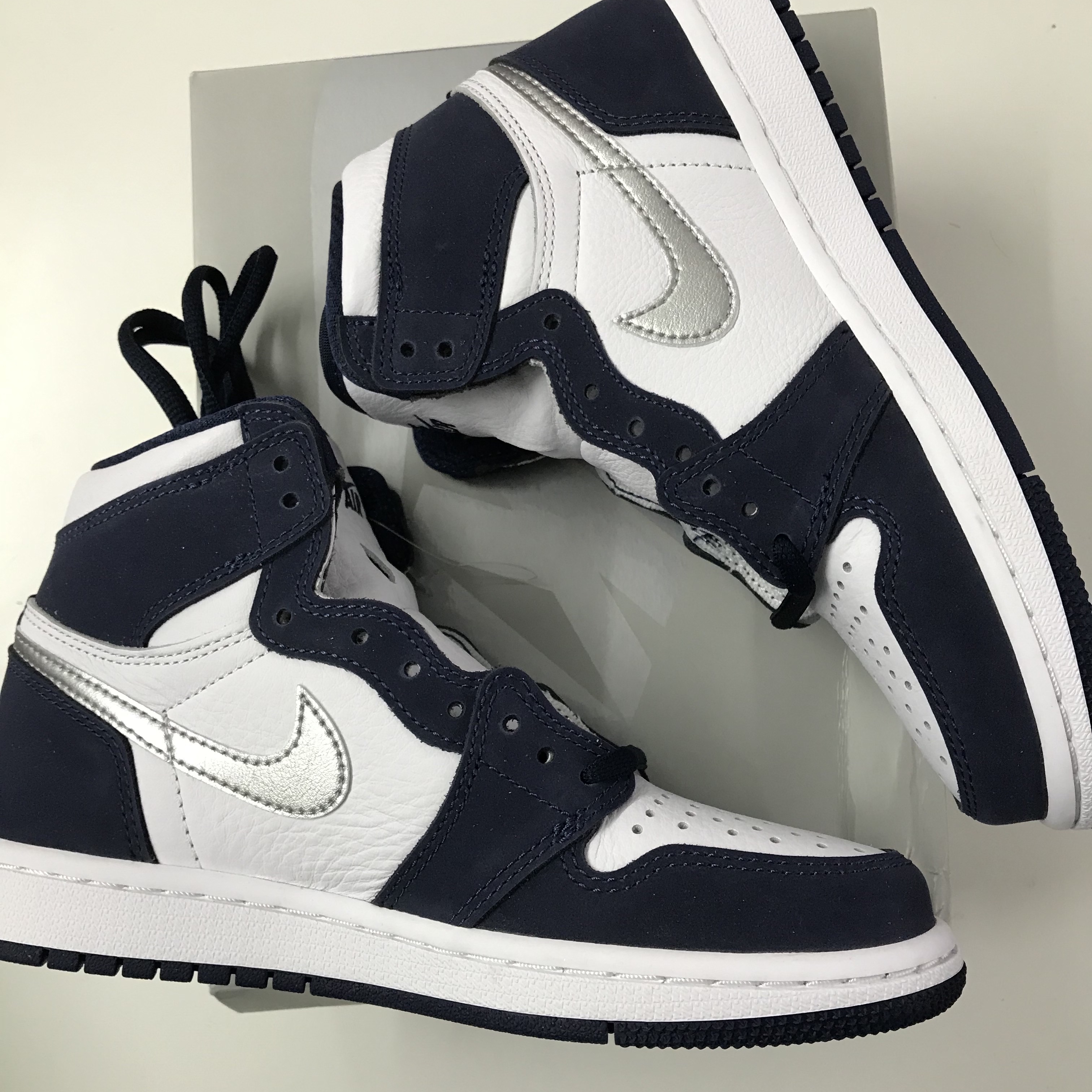 Jordan 1 Retro High OG CO.JP Midnight Navy 착용 스타일
