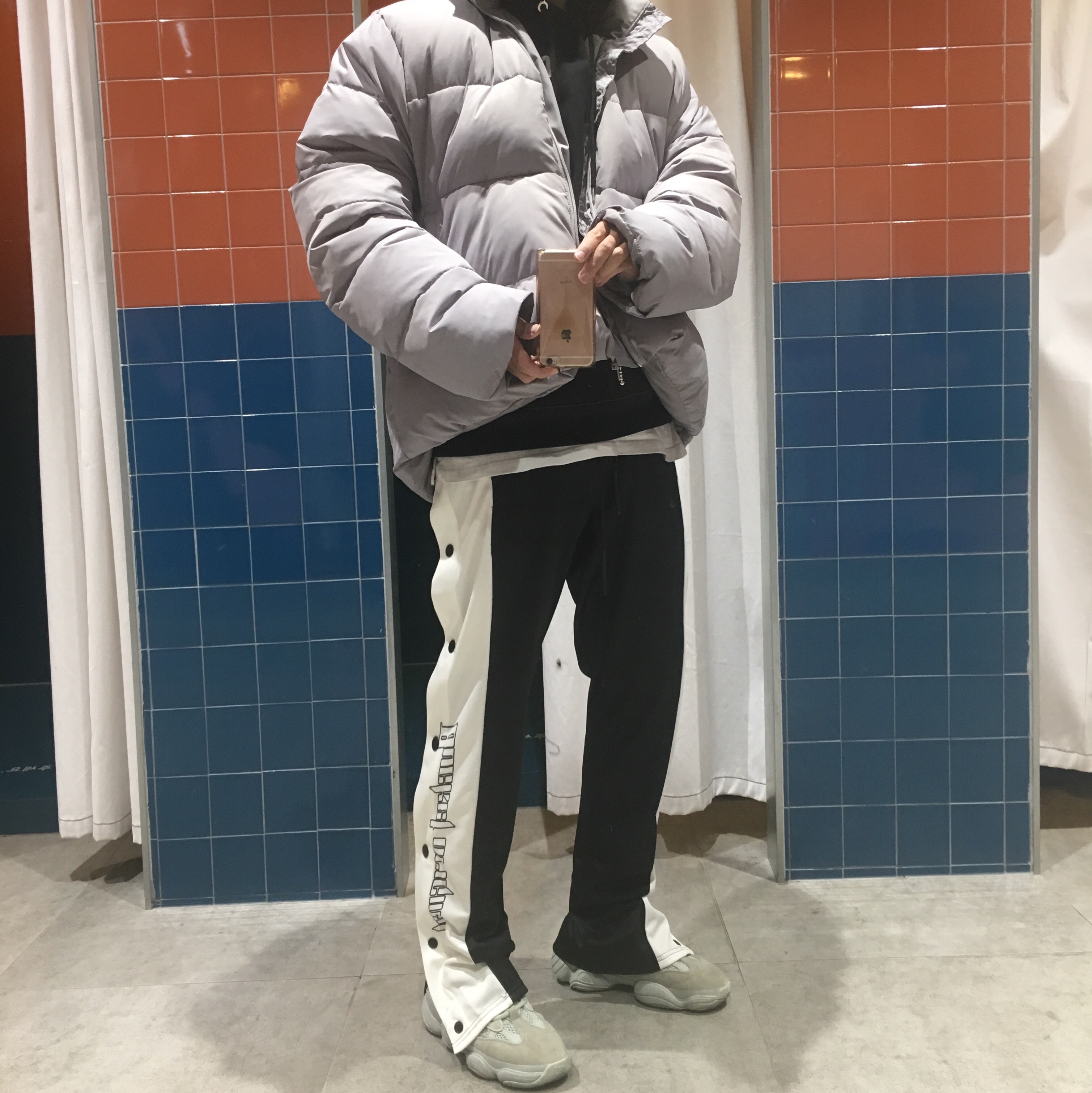 Adidas Yeezy 500 Salt 착용 스타일