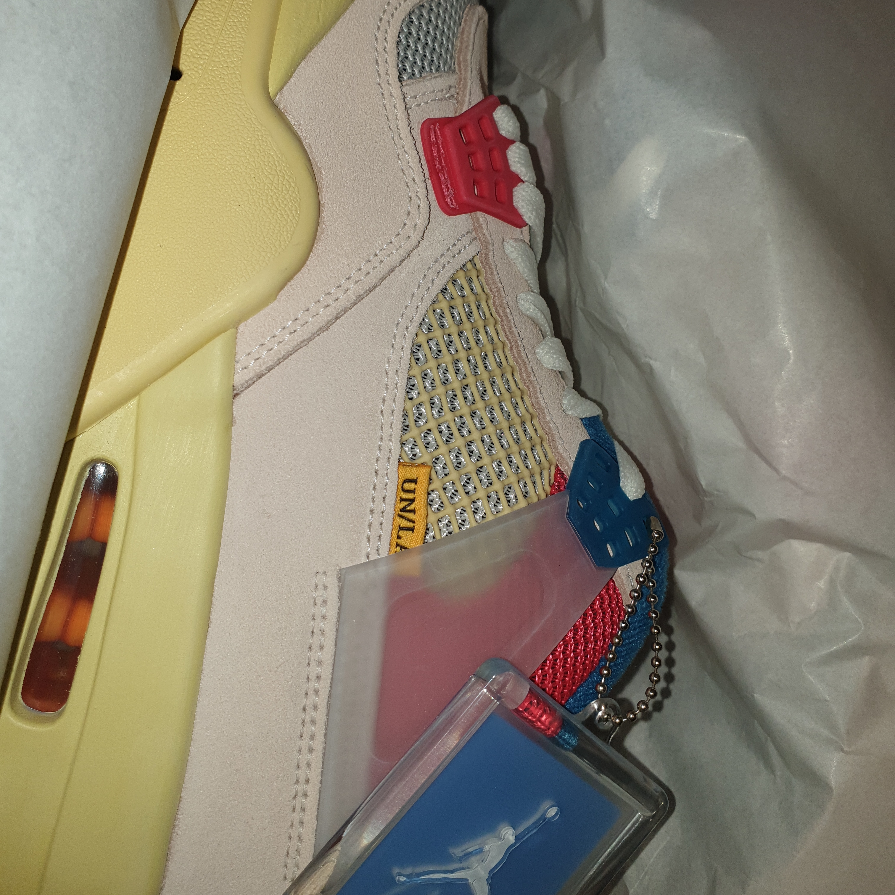 Jordan 4 x Union Retro Guava Ice 착용 스타일