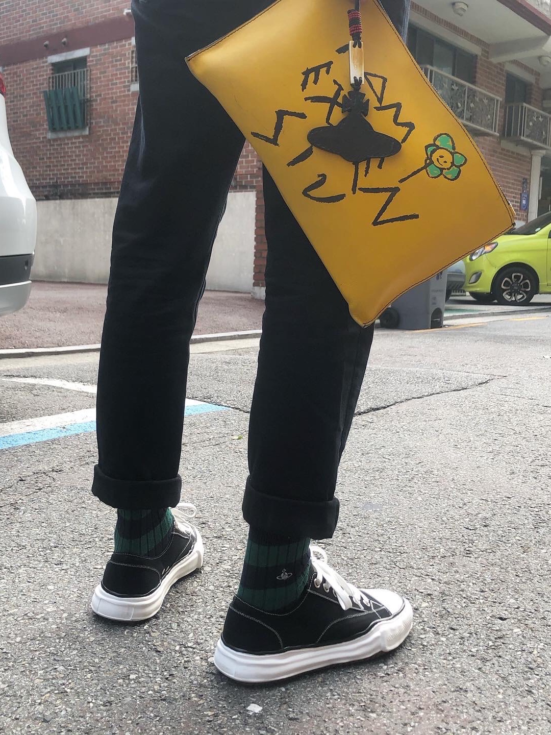 Maison Mihara Yasuhiro Hank OG Sole Canvas Low-top Sneakers Black 착용 스타일