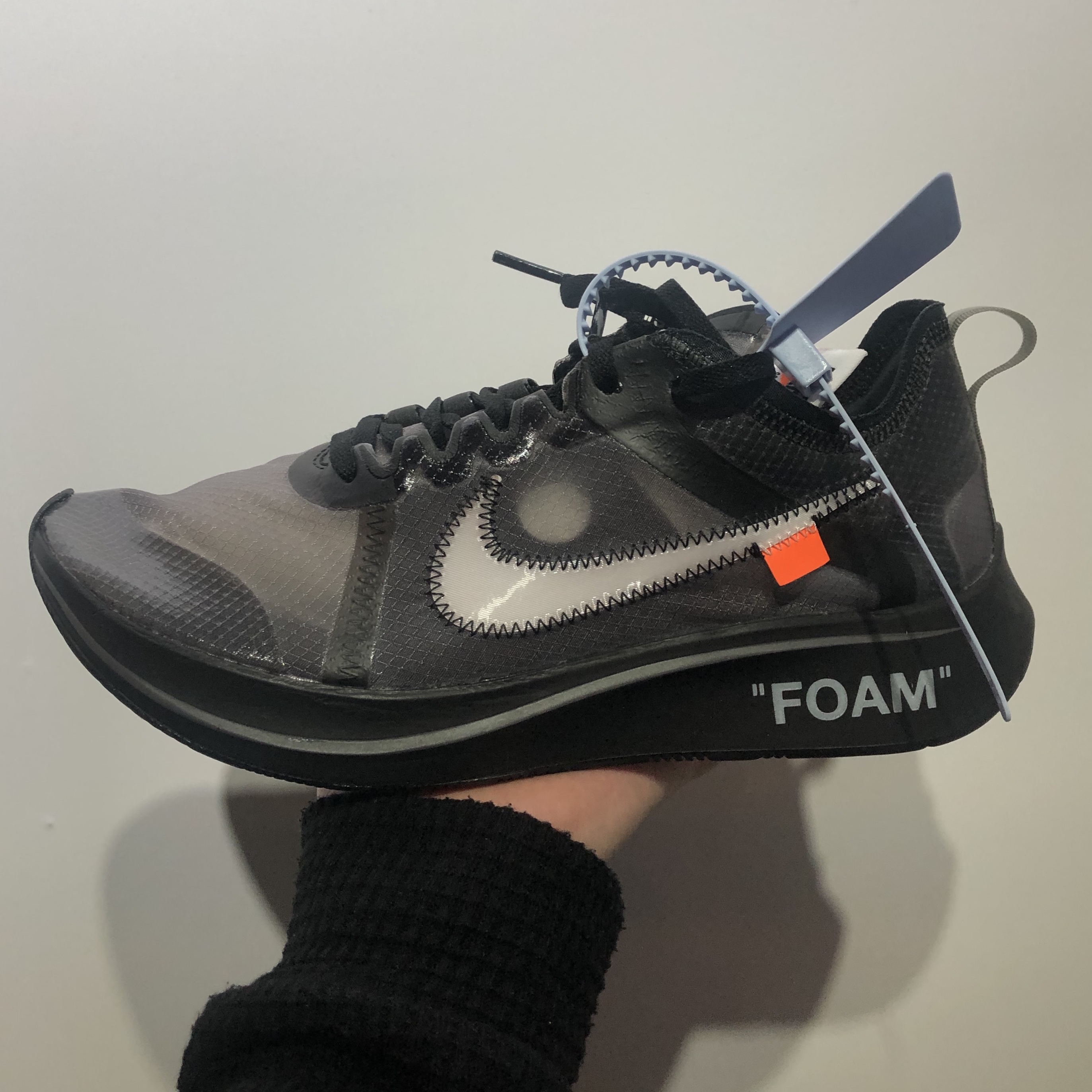 Nike x Off-White Zoom Fly SP Black 착용 스타일