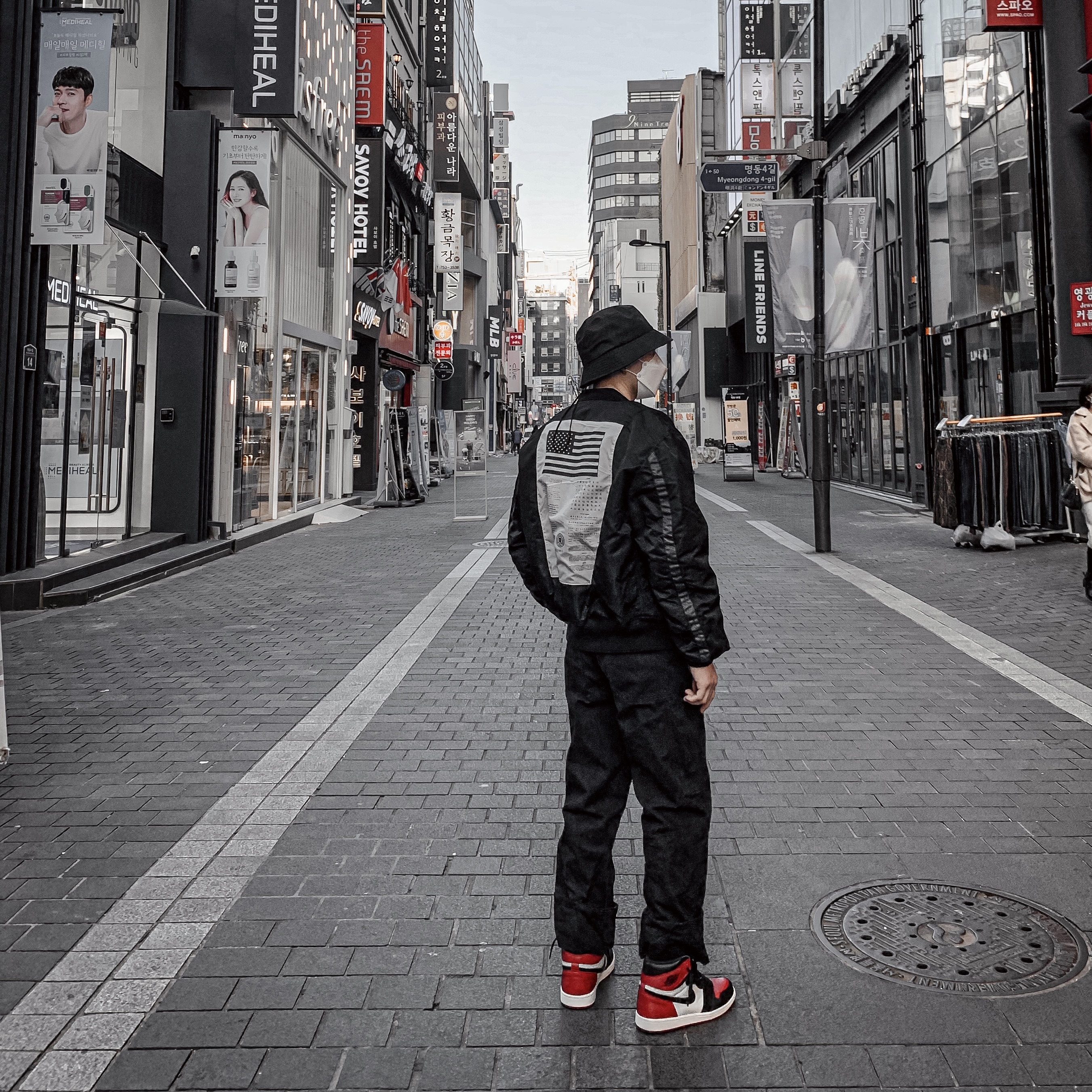 Jordan 1 Retro High OG Bred Toe 착용 스타일 - 4