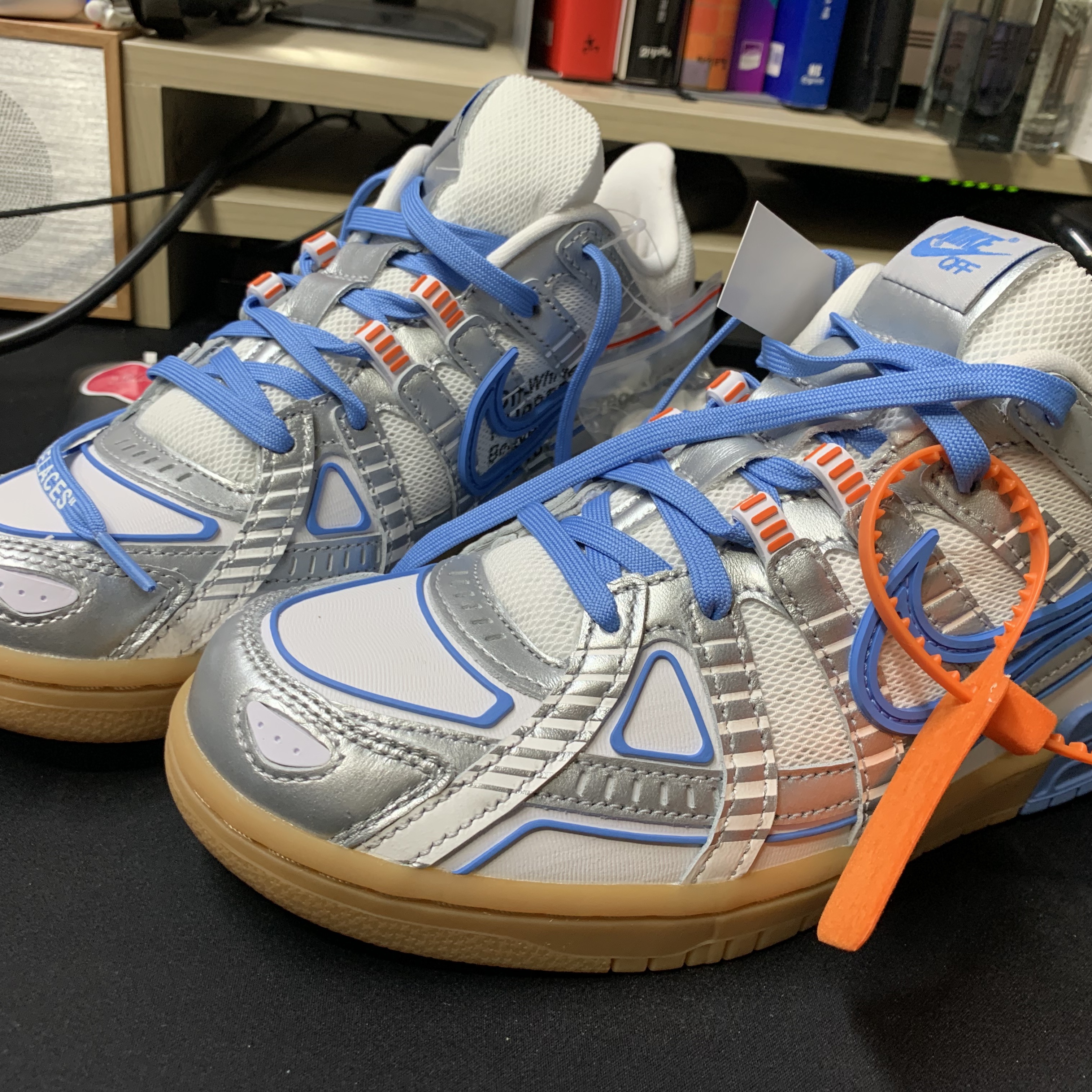 Nike x Off-White Air Rubber Dunk University Blue 착용 스타일