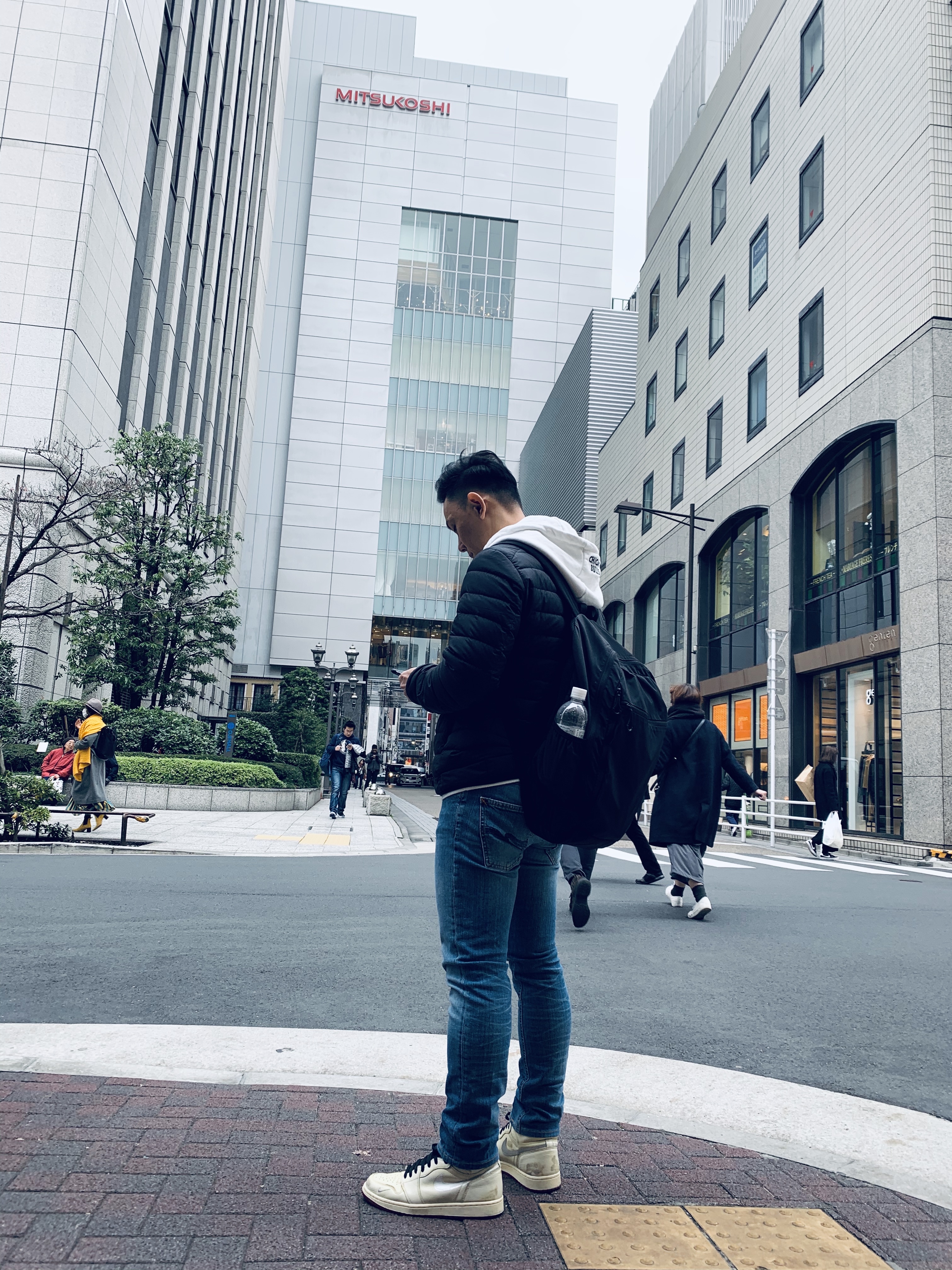 Jordan 1 x Nigel Sylvester Retro High Sail White 착용 스타일