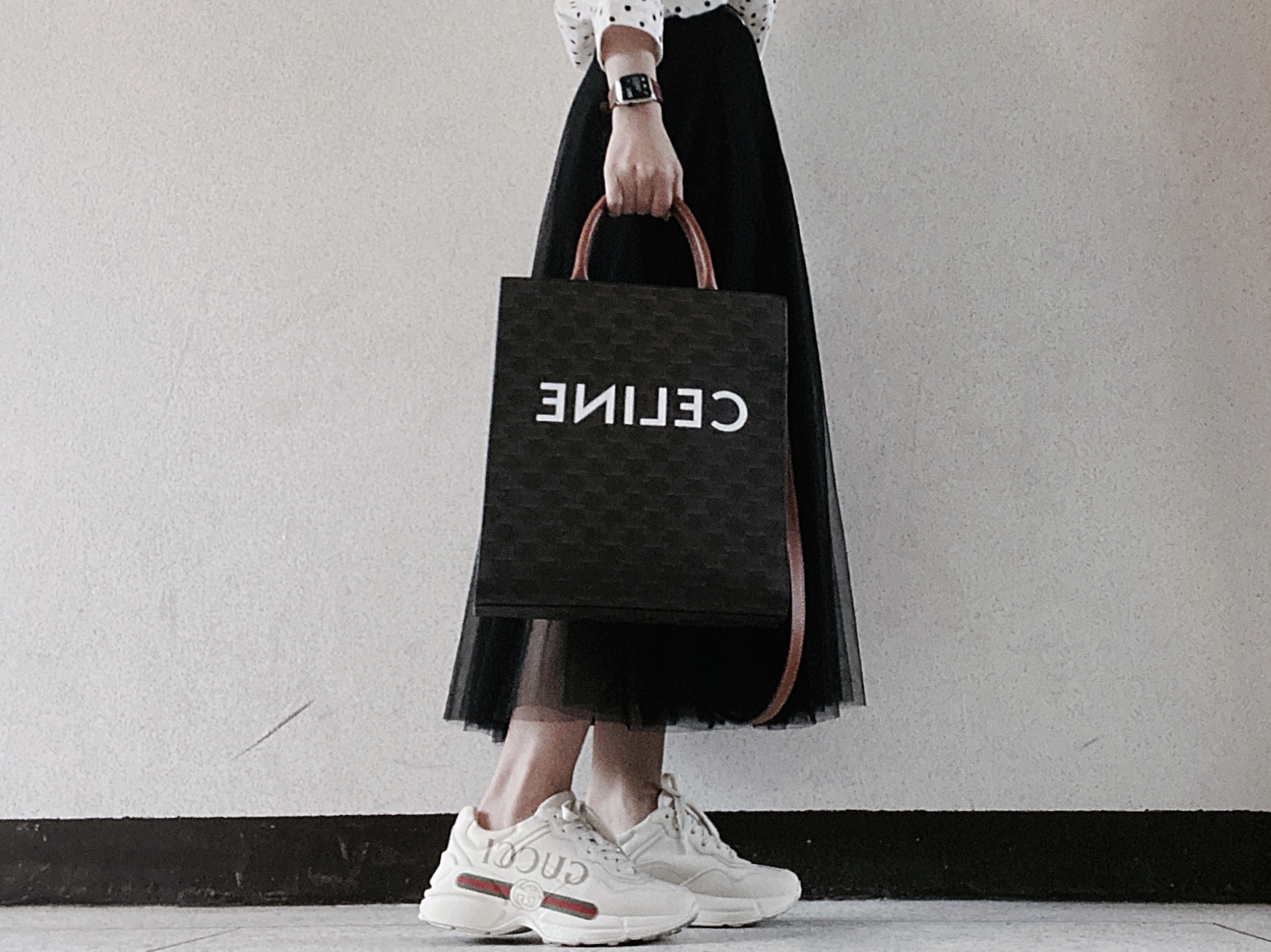 Gucci Rhyton Leather Sneakers Logo 착용 스타일