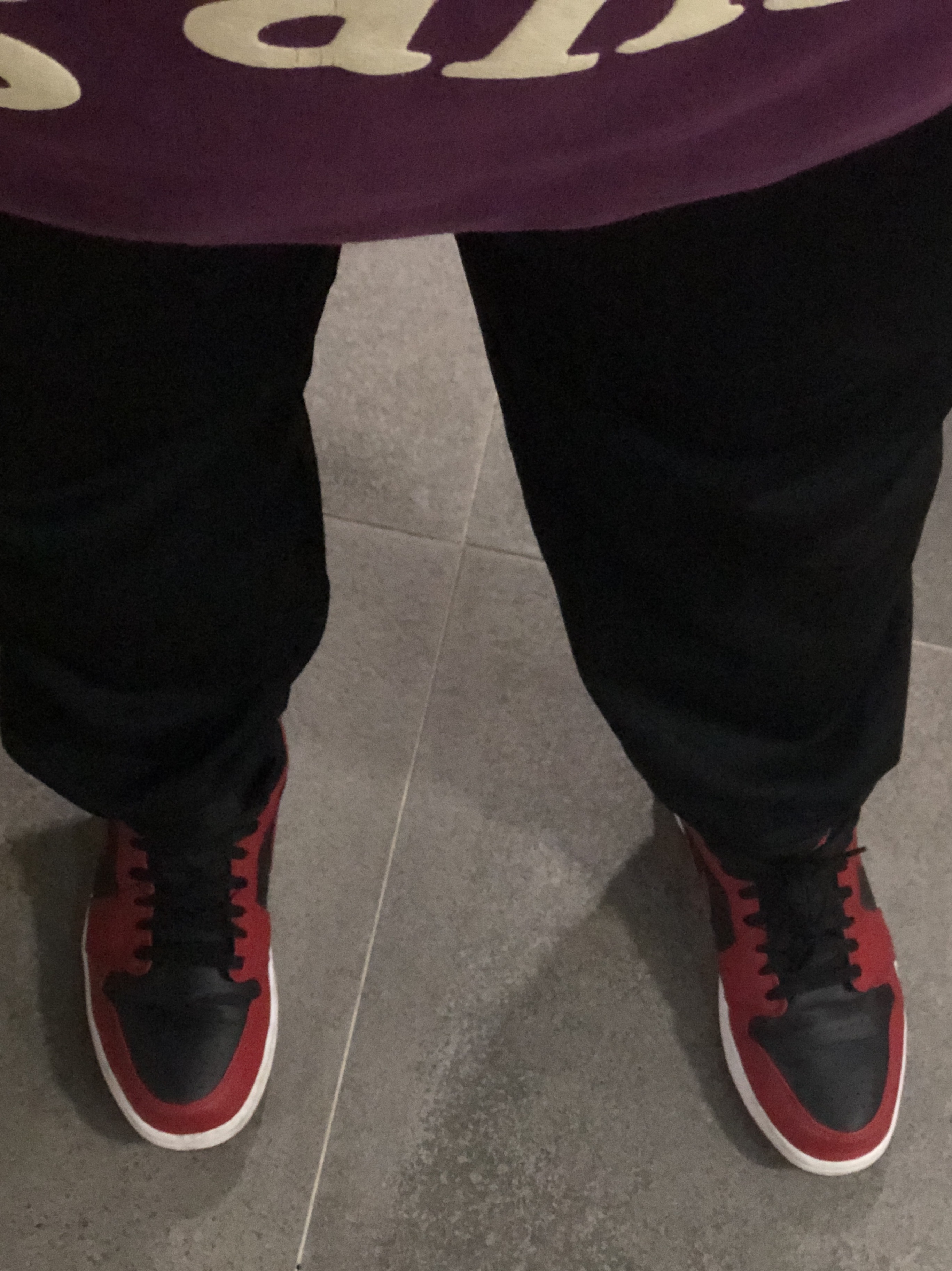 Jordan 1 Low Varsity Red 착용 스타일