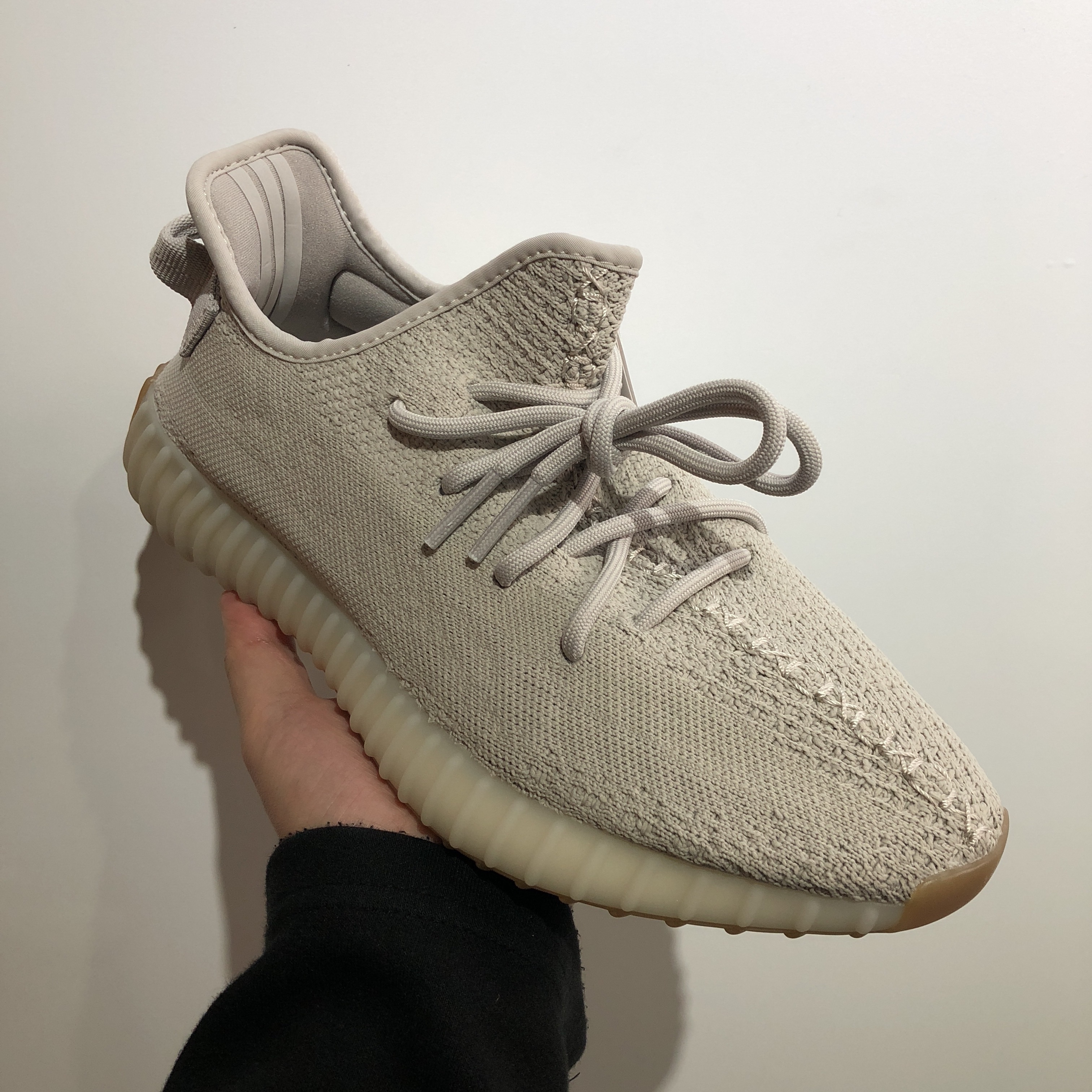 Adidas Yeezy Boost 350 V2 Sesame 2018 착용 스타일