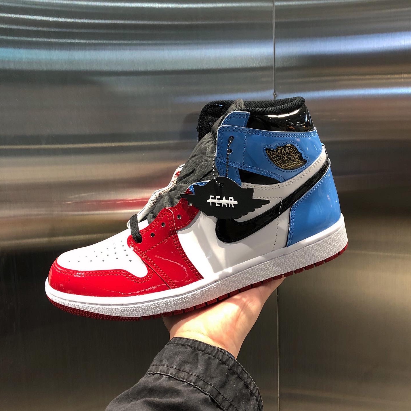 Jordan 1 Retro High Fearless UNC Chicago 착용 스타일