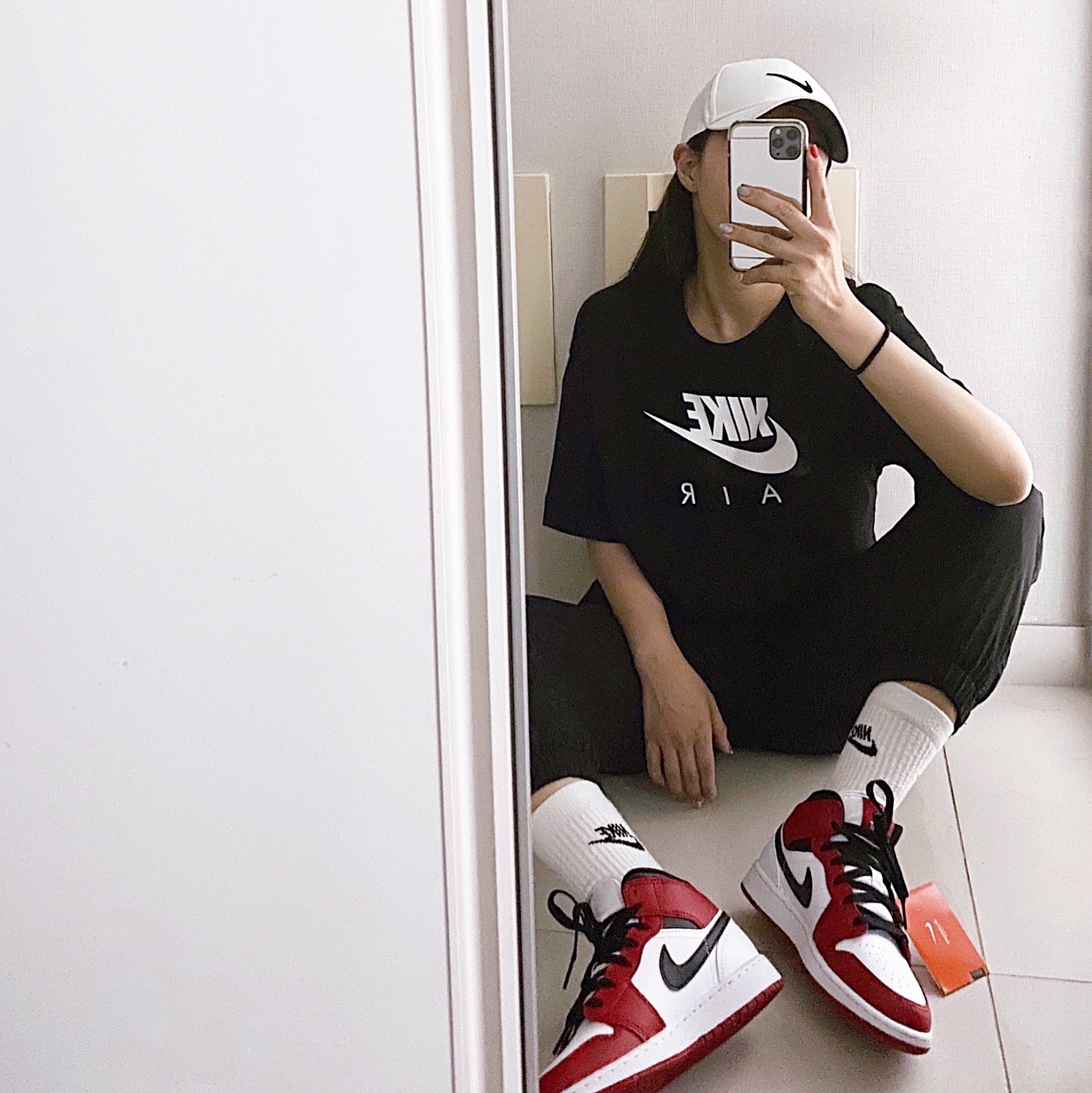 Jordan 1 Mid Chicago 2020 착용 스타일 - 2