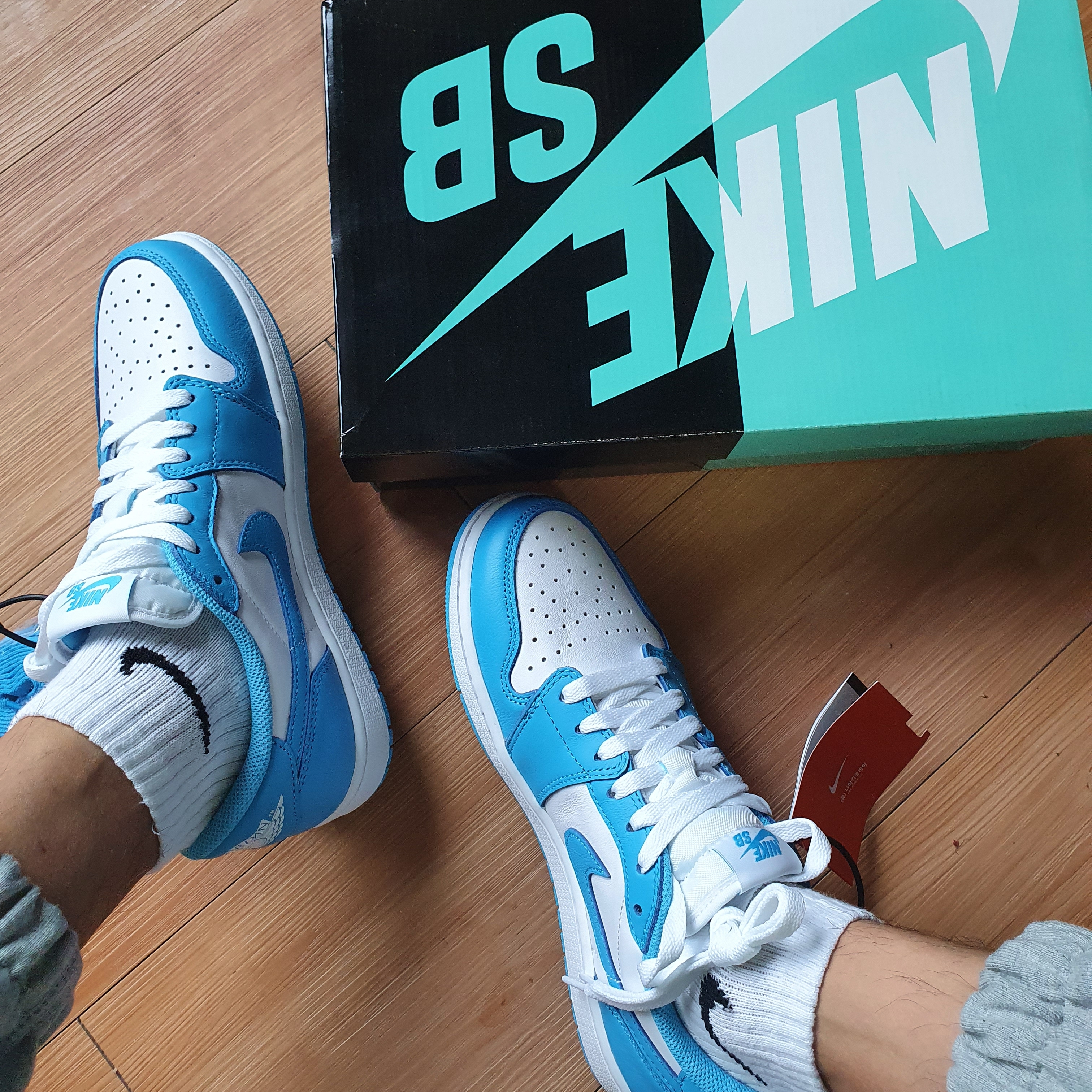 Jordan 1 Low SB UNC 착용 스타일