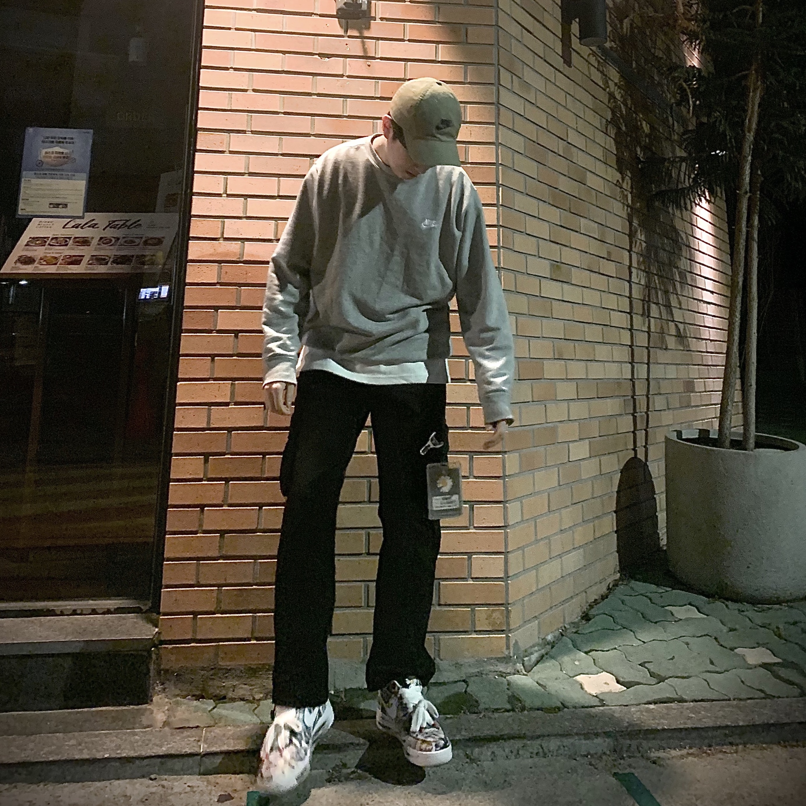 Nike x Peaceminusone Air Force 1 Low Para-Noise 착용 스타일