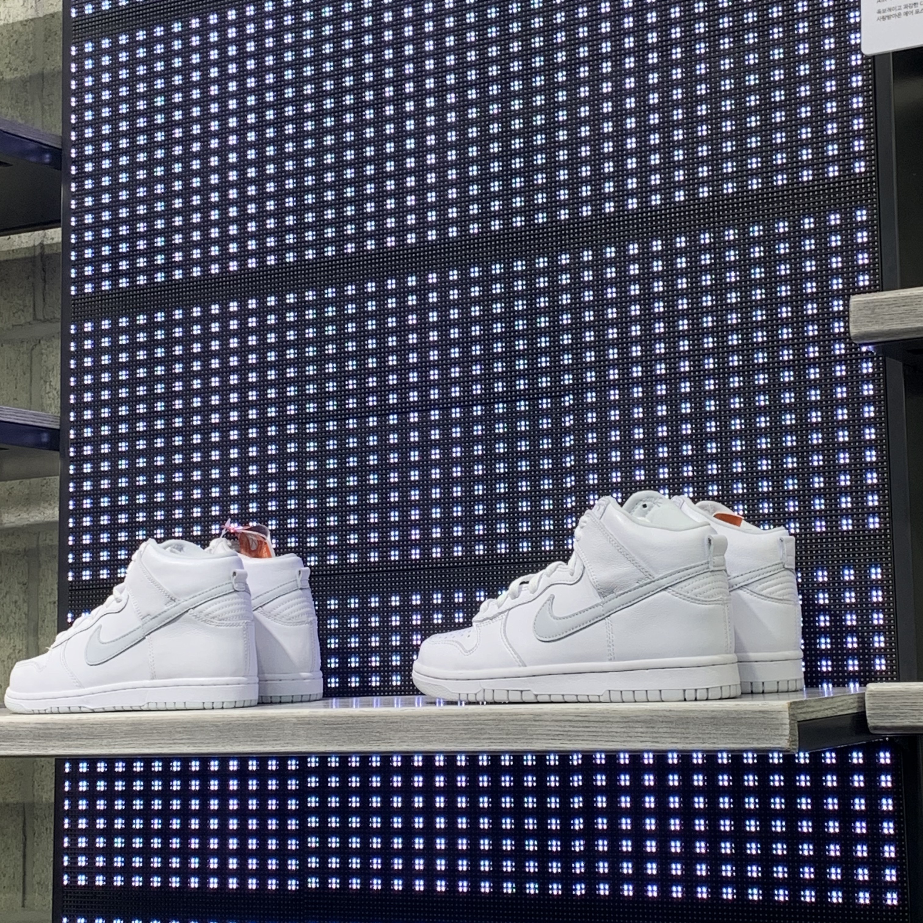 Nike Dunk High SP Pure Platinum 착용 스타일
