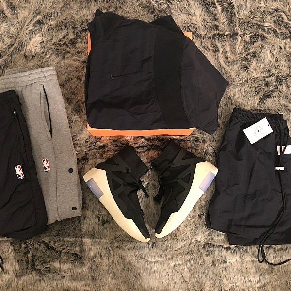 NIke x Fear of God Air Fear of God 1 Black 착용 스타일
